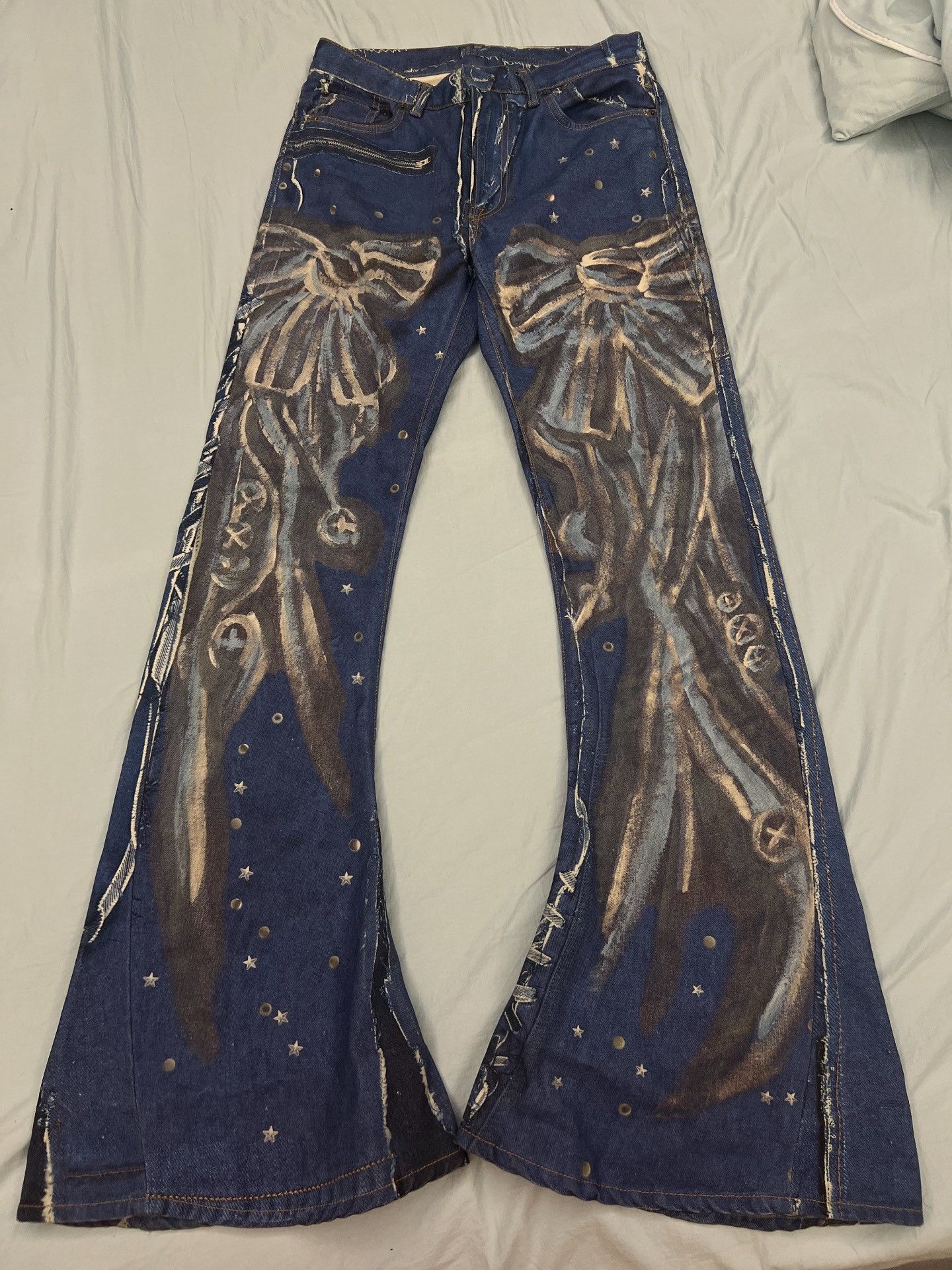 Acne Studios Acne Studios Bow Print Flared Jeans Size 32" / US 10 / IT 46 - 1 Thumbnail
