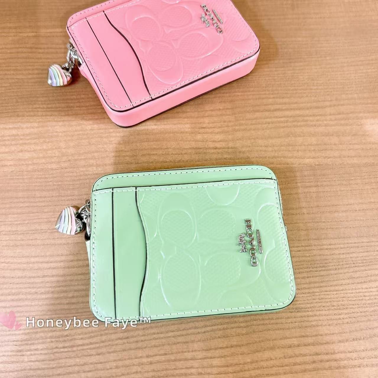 Coach Zip Card Case In Signature Leather With Heart Charm CDQ15 Size ONE SIZE - 2 Thumbnail