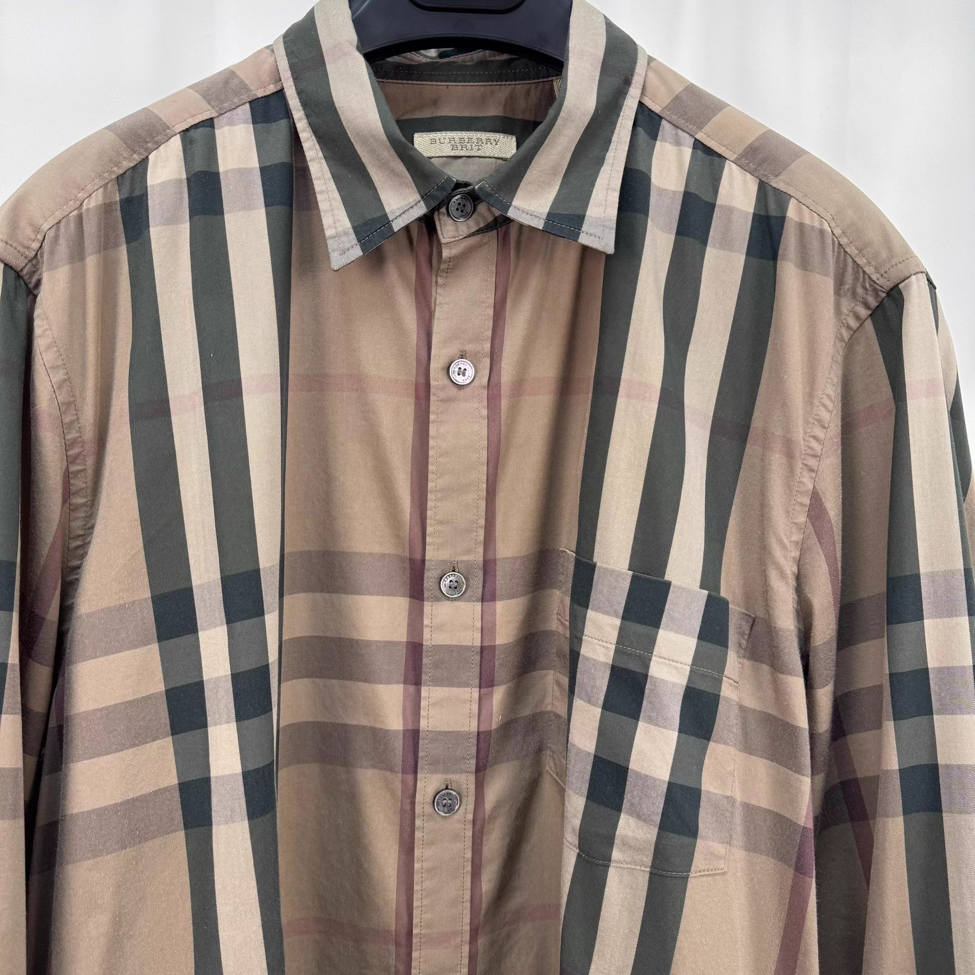 Burberry Burberry Check LS Shirt Size L Mint Size US L / EU 52-54 / 3 - 3 Thumbnail