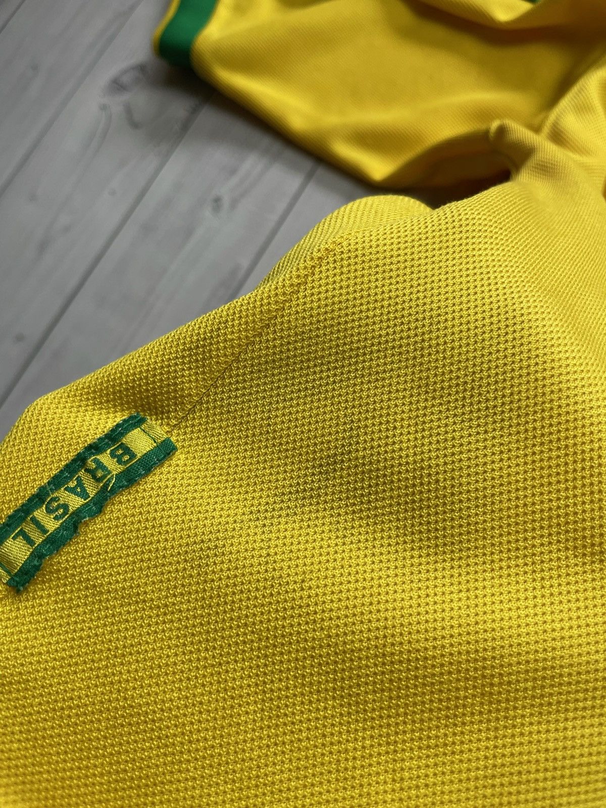 Nike × Vintage Vintage Nike Brazil soccer jersey size S logo rare Brasil Size US S / EU 44-46 / 1 - 6 Thumbnail