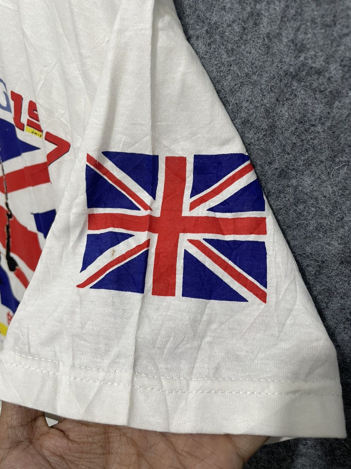 Vintage Vintage Hong Kong 1997 A Day to Remember T-shirt Size US L / EU 52-54 / 3 - 5 Thumbnail