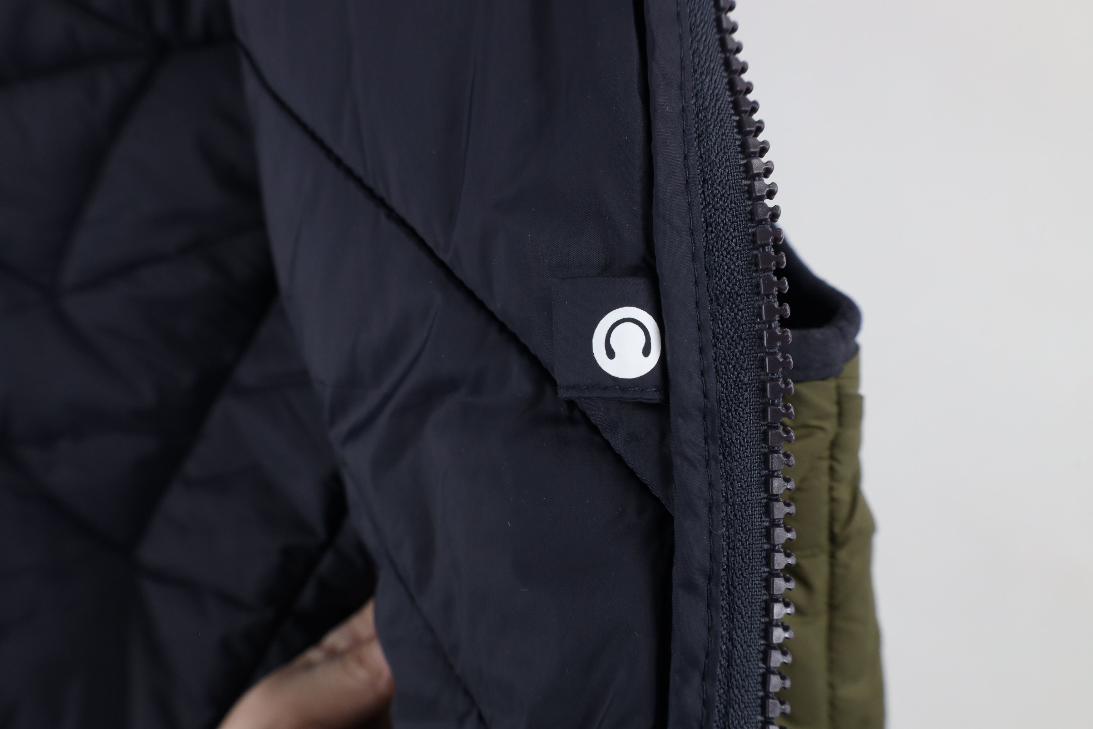 Jeep × Vintage Y2K Fiat Chrysler Jeep Motor Co Full Zip Puffer Vest Jacket Size US M / EU 48-50 / 2 - 9 Thumbnail