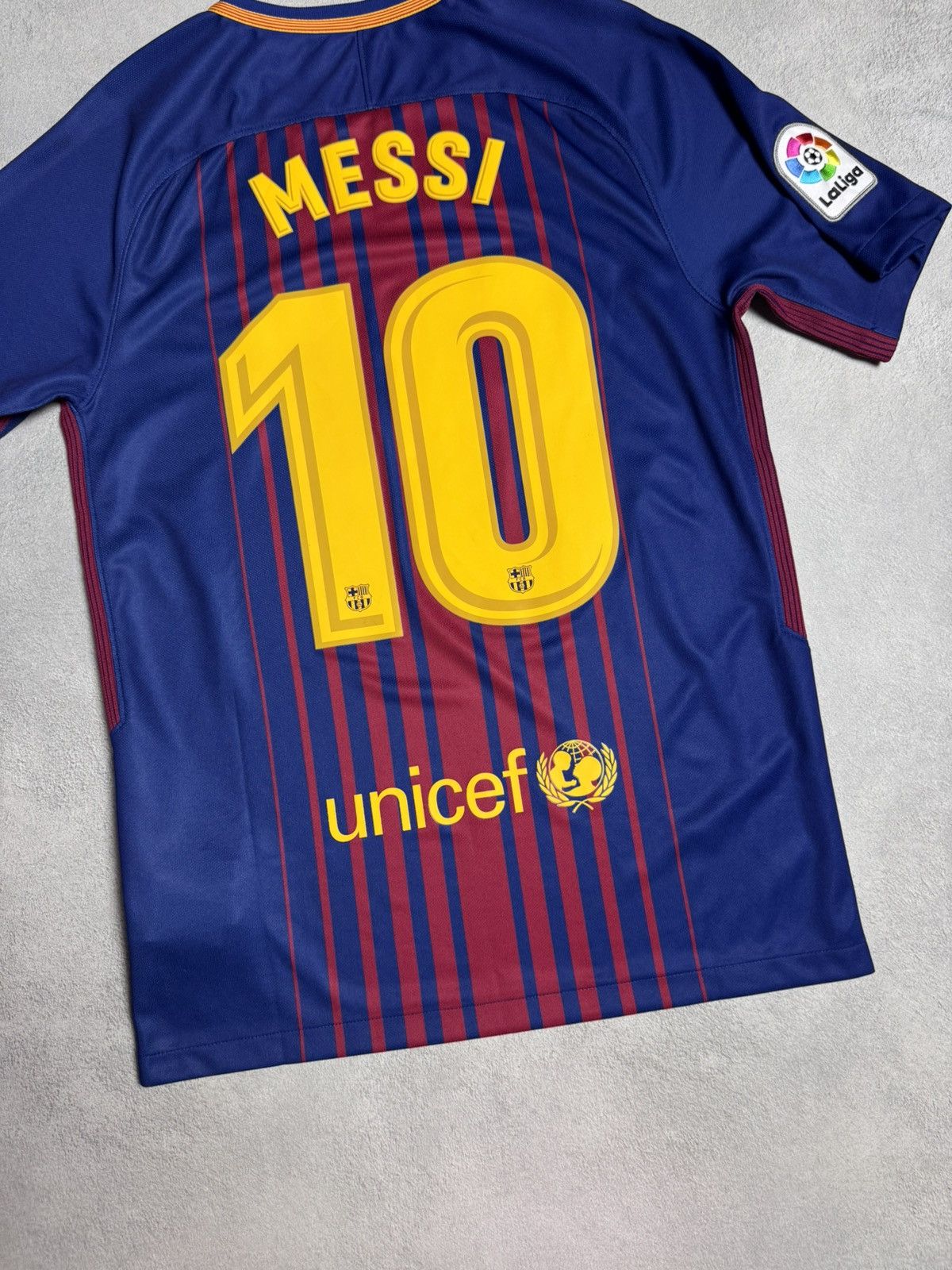 Nike Barcelona 2017 2018 Home Shirt Soccer Jersey Nike #10 Messi Size US S / EU 44-46 / 1 - 4 Thumbnail