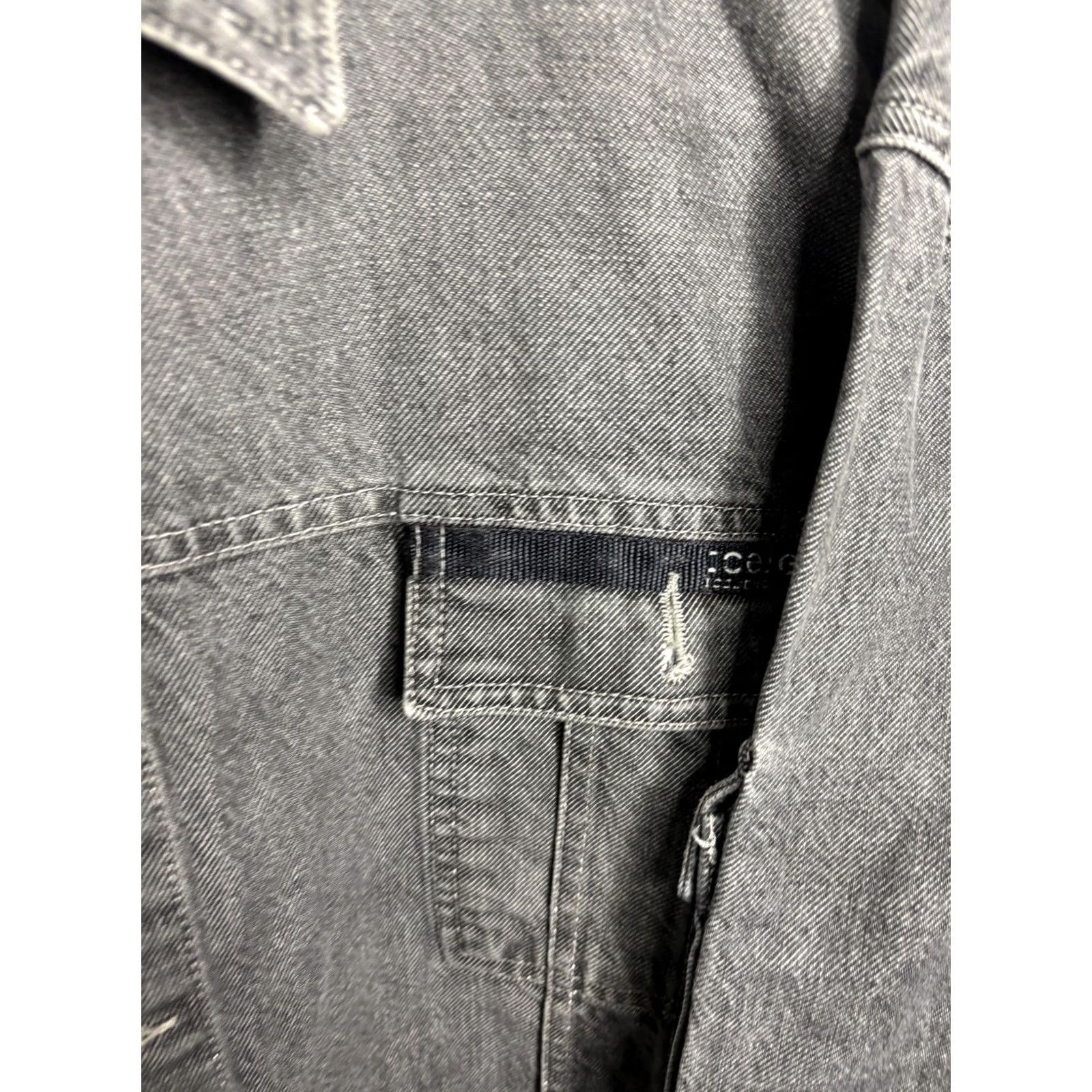 Vintage VINTAGE Iceberg Jacket Mens XL Denim Embroidered Italy 90s Size US L / EU 52-54 / 3 - 3 Thumbnail