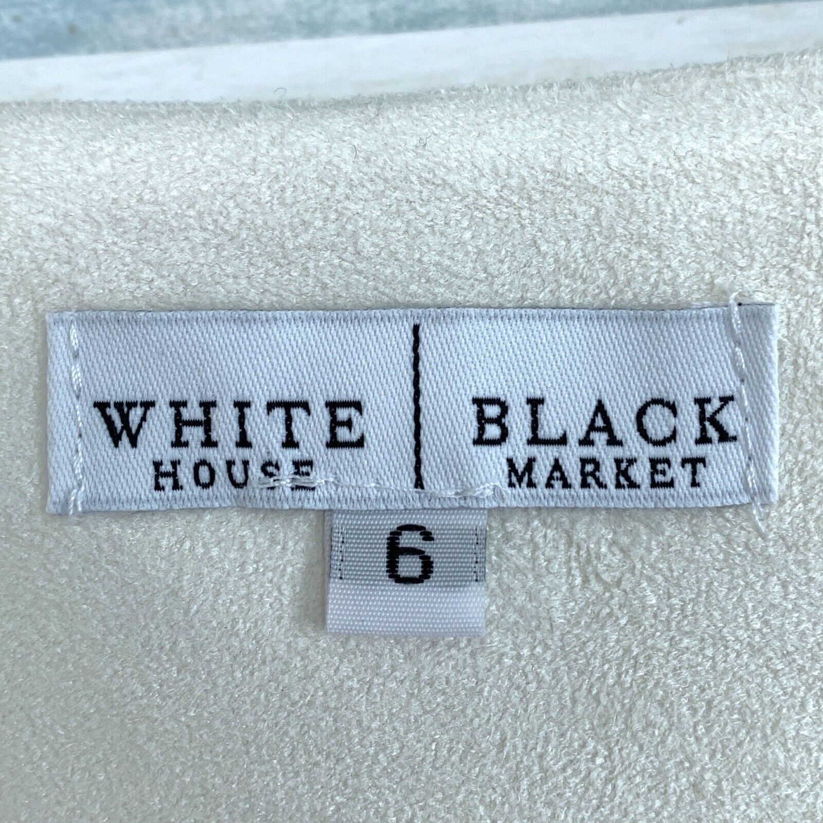 White House Black Market White House Black Market Faux Suede Wide Crop Pants Ivory 6 Size 28" / US 6 / IT 42 - 8 Thumbnail
