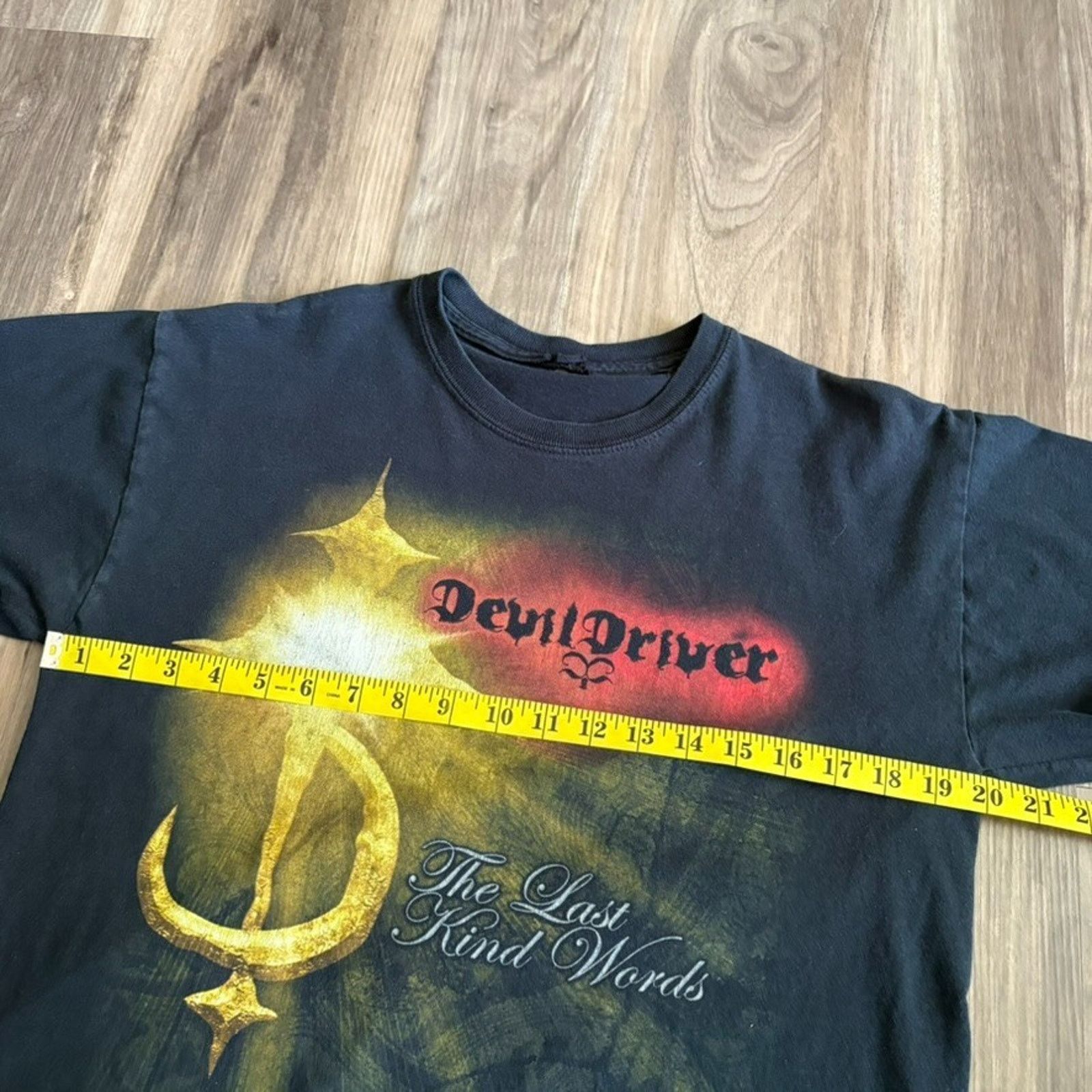 Vintage Vintage Devil Driver Band T-Shirt Men's Size M Faded Black Size US M / EU 48-50 / 2 - 5 Thumbnail