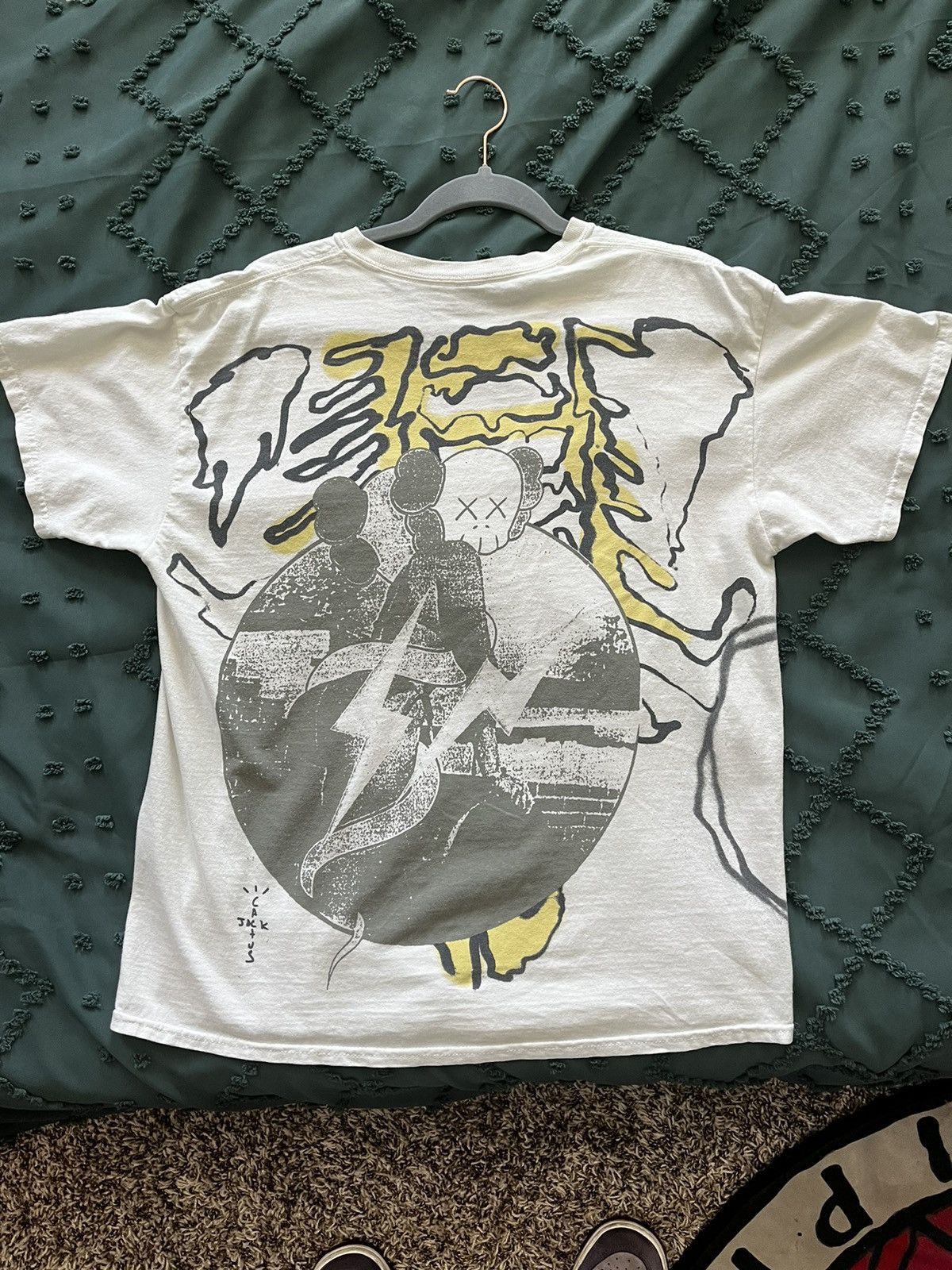 travis scott kaws tee