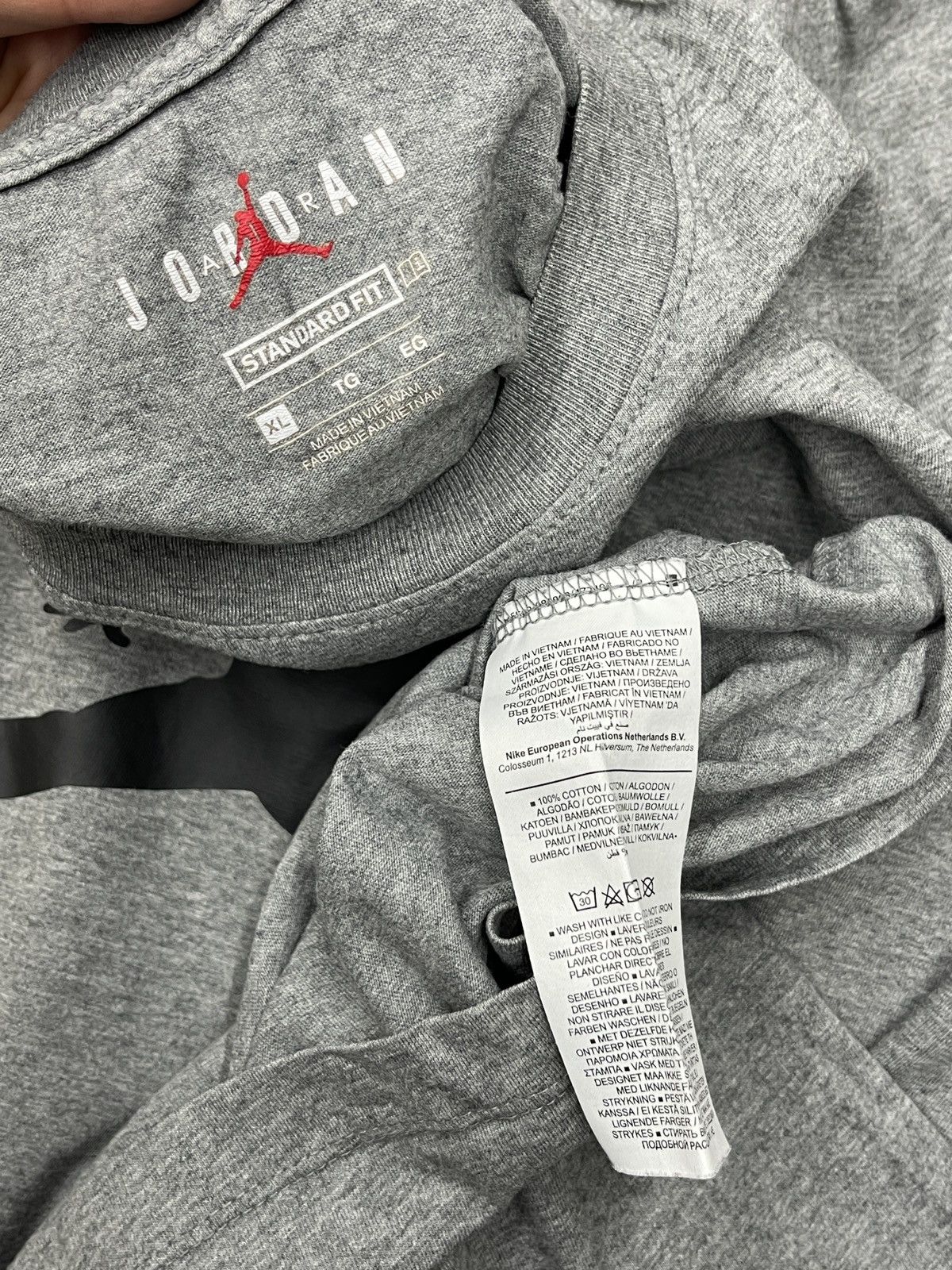 Jordan Brand Mens Jordan JumpMan T Shirt Grey Big Logo Nike Y2K TECH ACG Size US XL / EU 56 / 4 - 6 Thumbnail