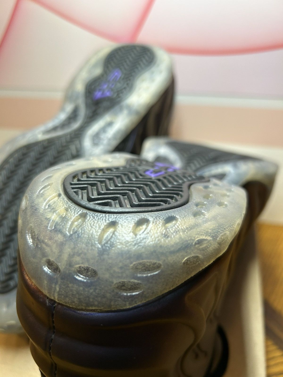 Nike Size 11 - Nike Air Foamposite One 2009 OG Eggplant LIKENEW Size US 11 / EU 44 - 7 Thumbnail