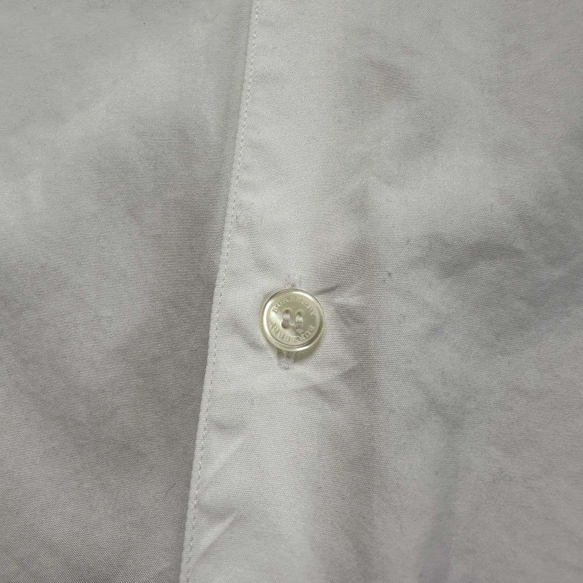 Burberry Burberry White Button Ups Shirt Size US L / EU 52-54 / 3 - 3 Thumbnail