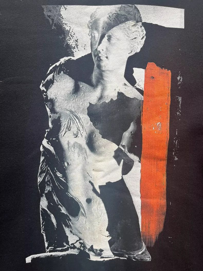Givenchy Givenchy Men's Black Venus Statue Print Jersey Cotton Pull Size US M / EU 48-50 / 2 - 4 Thumbnail