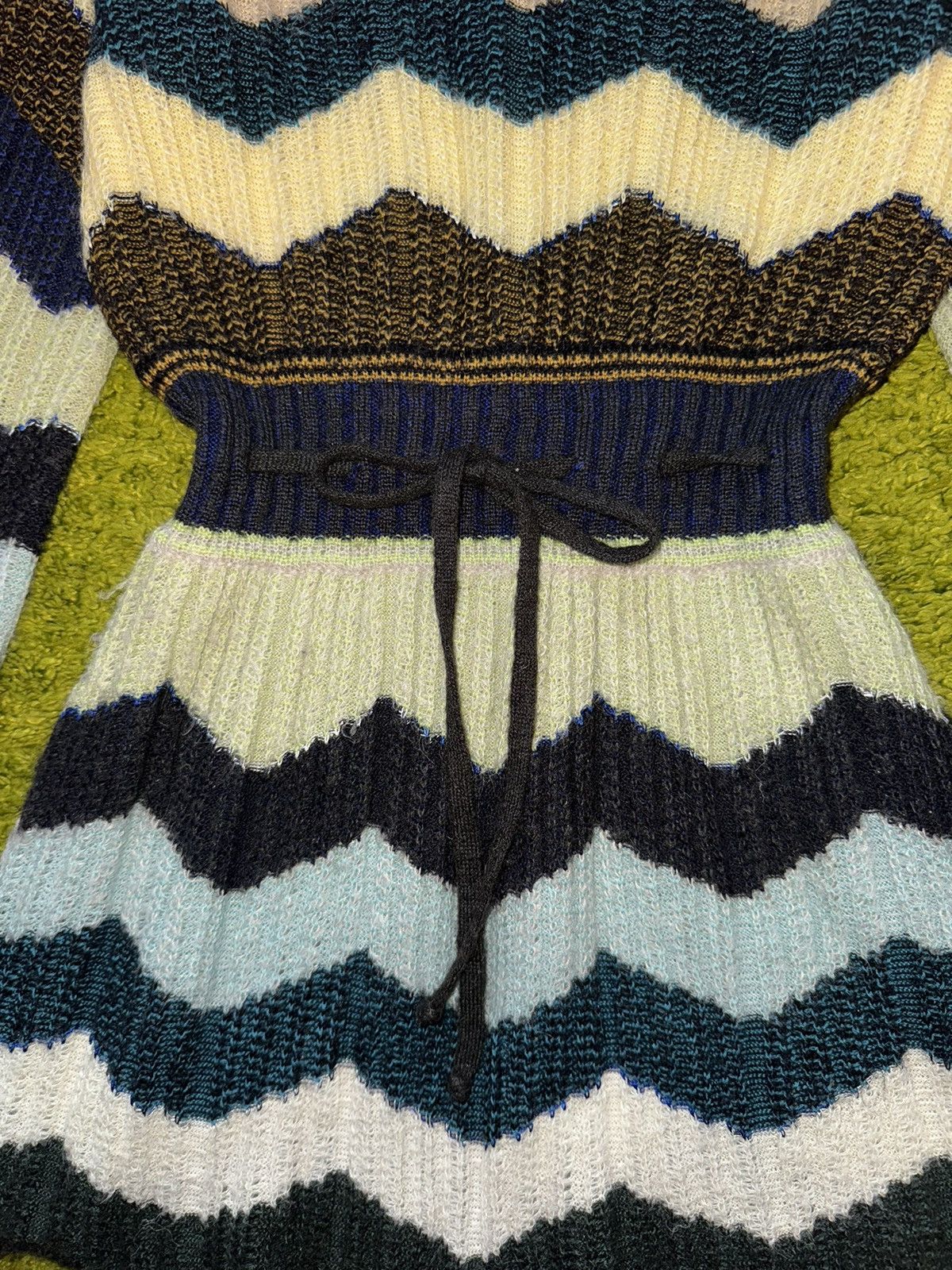 Missoni × Vintage Missoni 1990s vintage coloured zig zag pattern tunic sweater Size M / US 6-8 / IT 42-44 - 4 Thumbnail