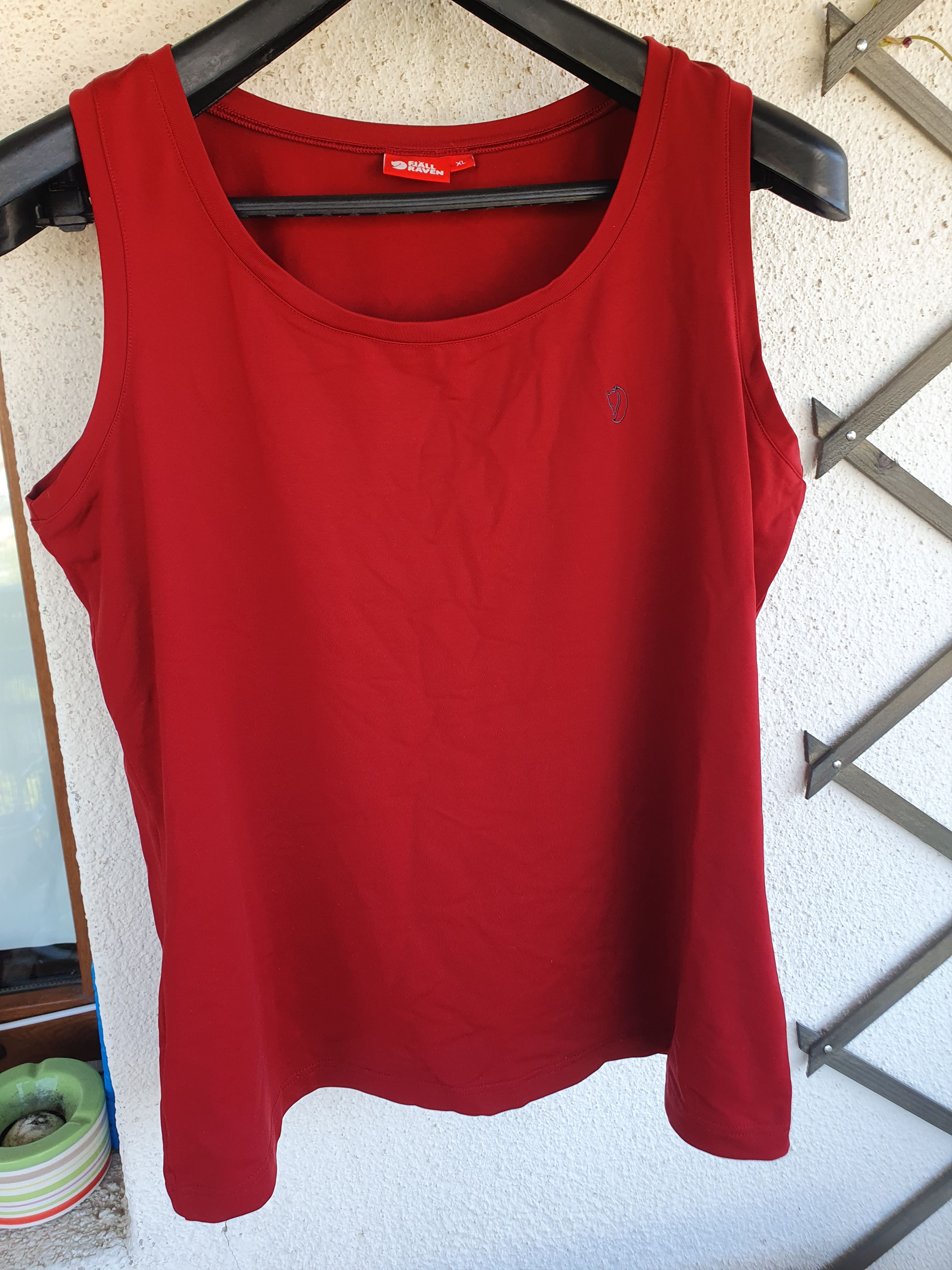 Fjallraven Fjallraven Woman's Cardona Tank Top Active Athletic sz XL/L? Size XL / US 12-14 / IT 48-50 - 2 Thumbnail