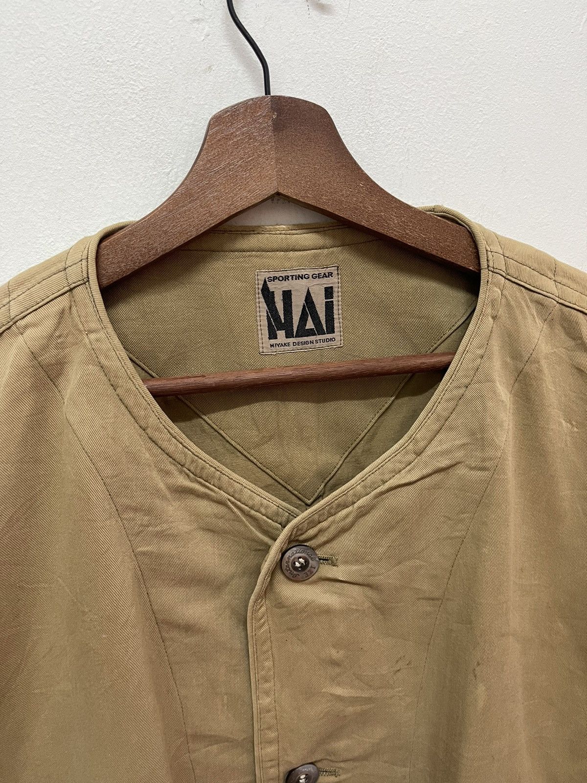Hai Sporting Gear VINTAGE 80’s SPORTING GEAR HAI Miyake Classic Design Crop Size US M / EU 48-50 / 2 - 3 Thumbnail