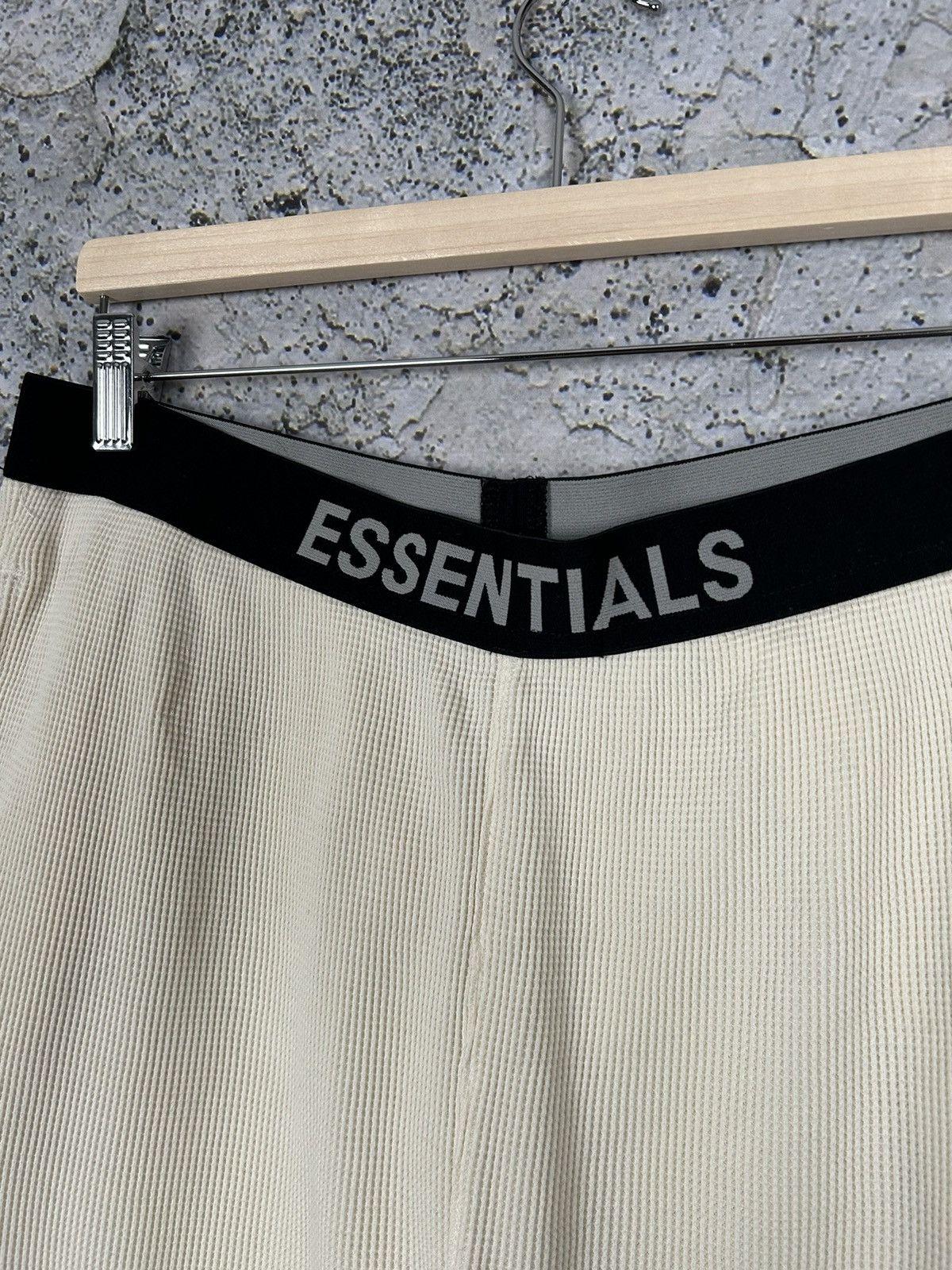 Essentials Fear Of God Essentials Sweatpants Cream Streetwear Rare Size US 34 / EU 50 - 3 Thumbnail