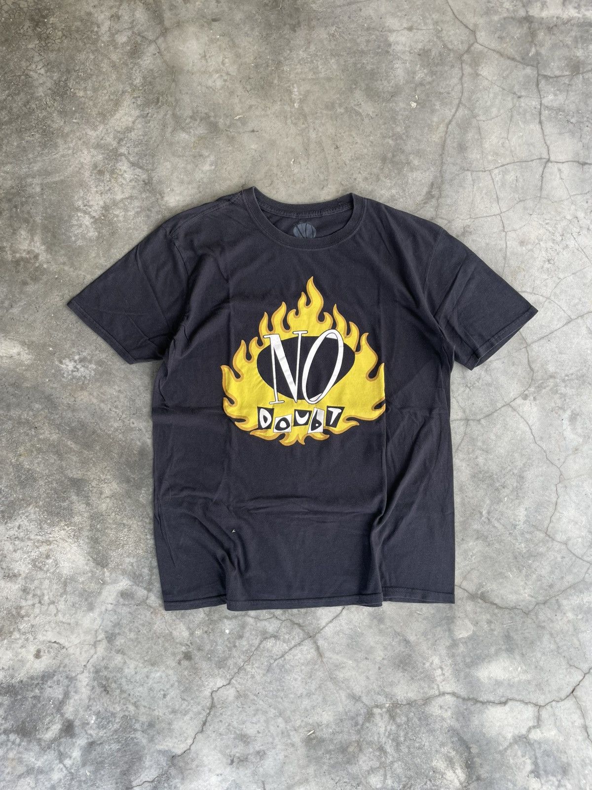 Band Tees No Doubt Official Merch 2017 Size US L / EU 52-54 / 3 - 1 Thumbnail