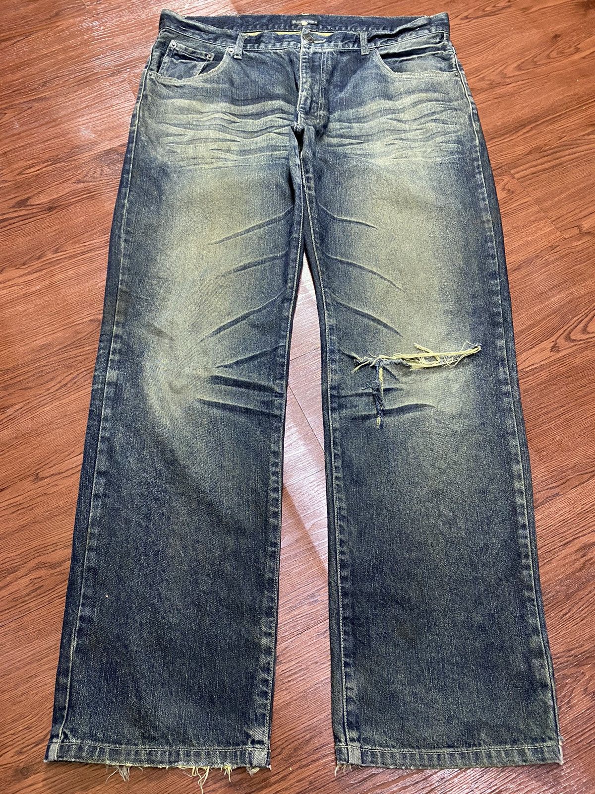 Japanese Brand Vintage Japanese Brands Mud Wash Distressed Loose Jeans Size US 39 - 1 Thumbnail