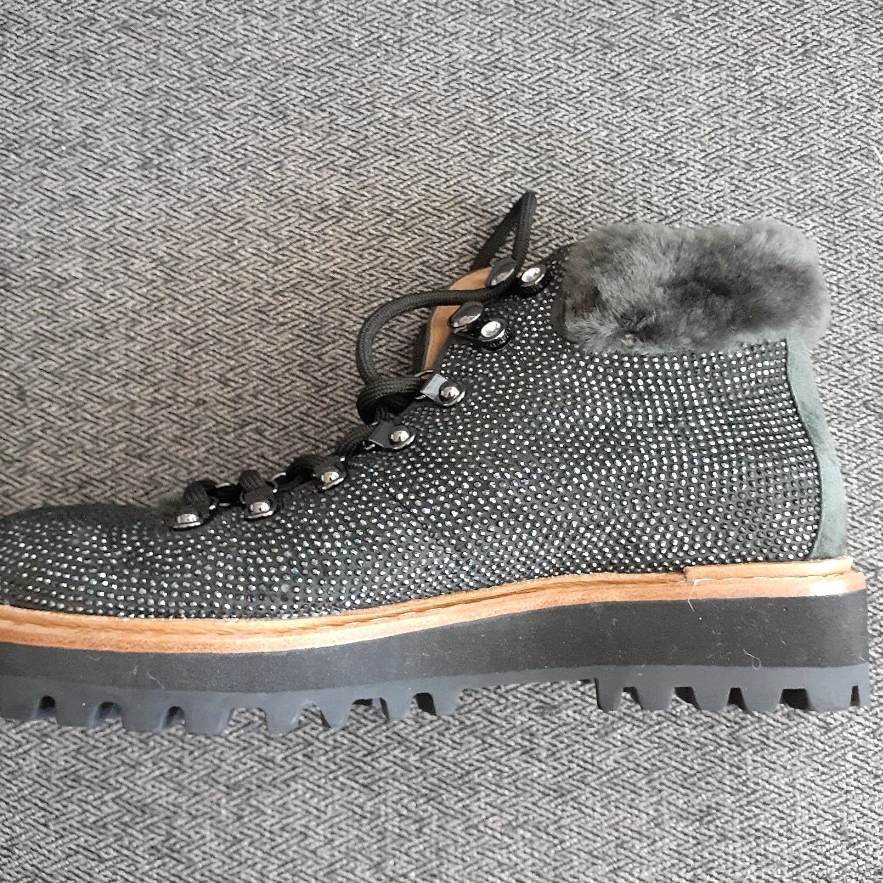 Vintage Lola Cruz Black Rhinestone Ankle Boots Boots Women 7 38 Leather Rhinestone Black Ankle Bootie EUC Size US 7 / IT 37 - 4 Thumbnail