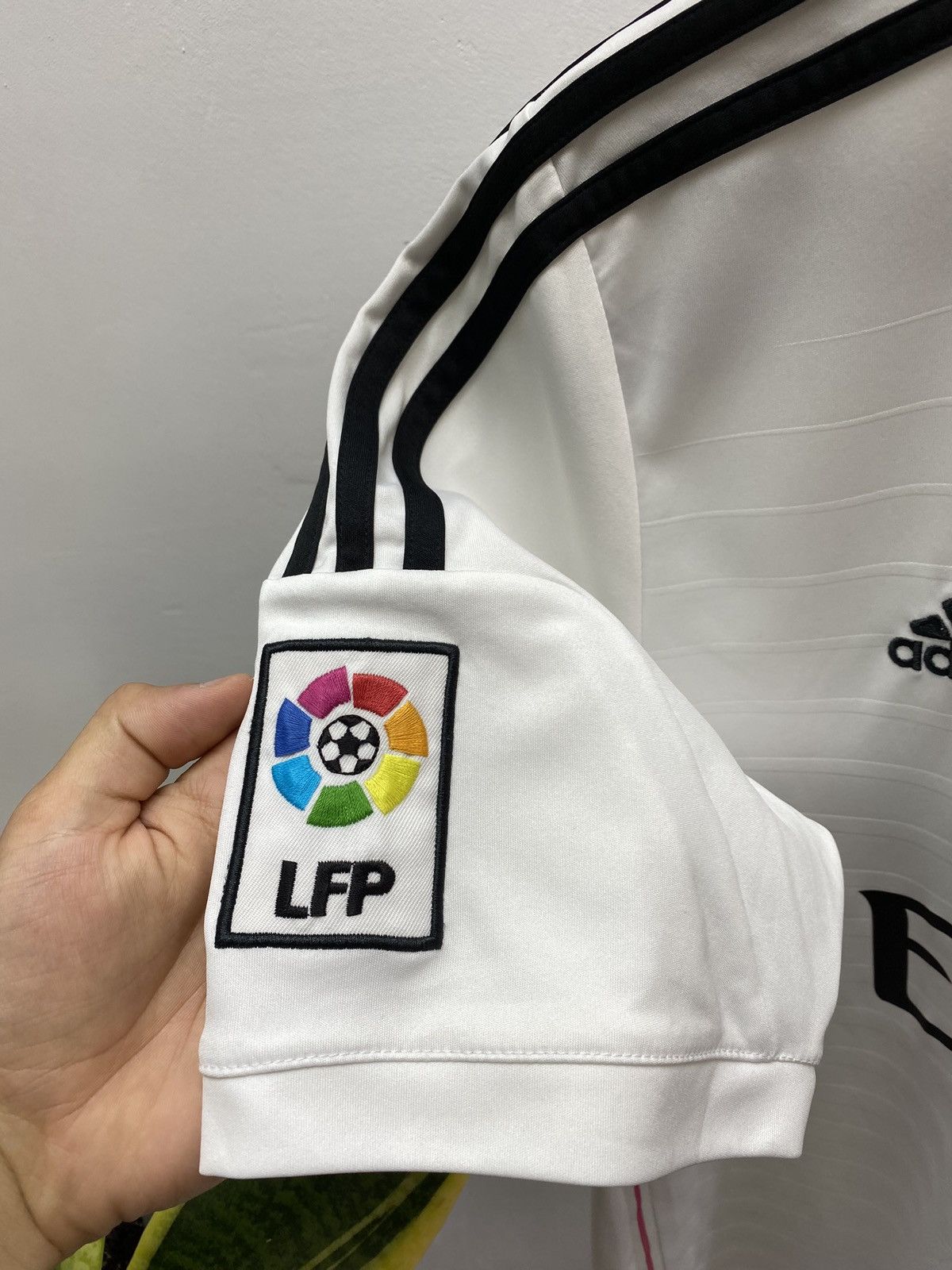 Other Adidas Real Madrid 2014 2015 home jersey tee shirt Size US M / EU 48-50 / 2 - 14 Thumbnail