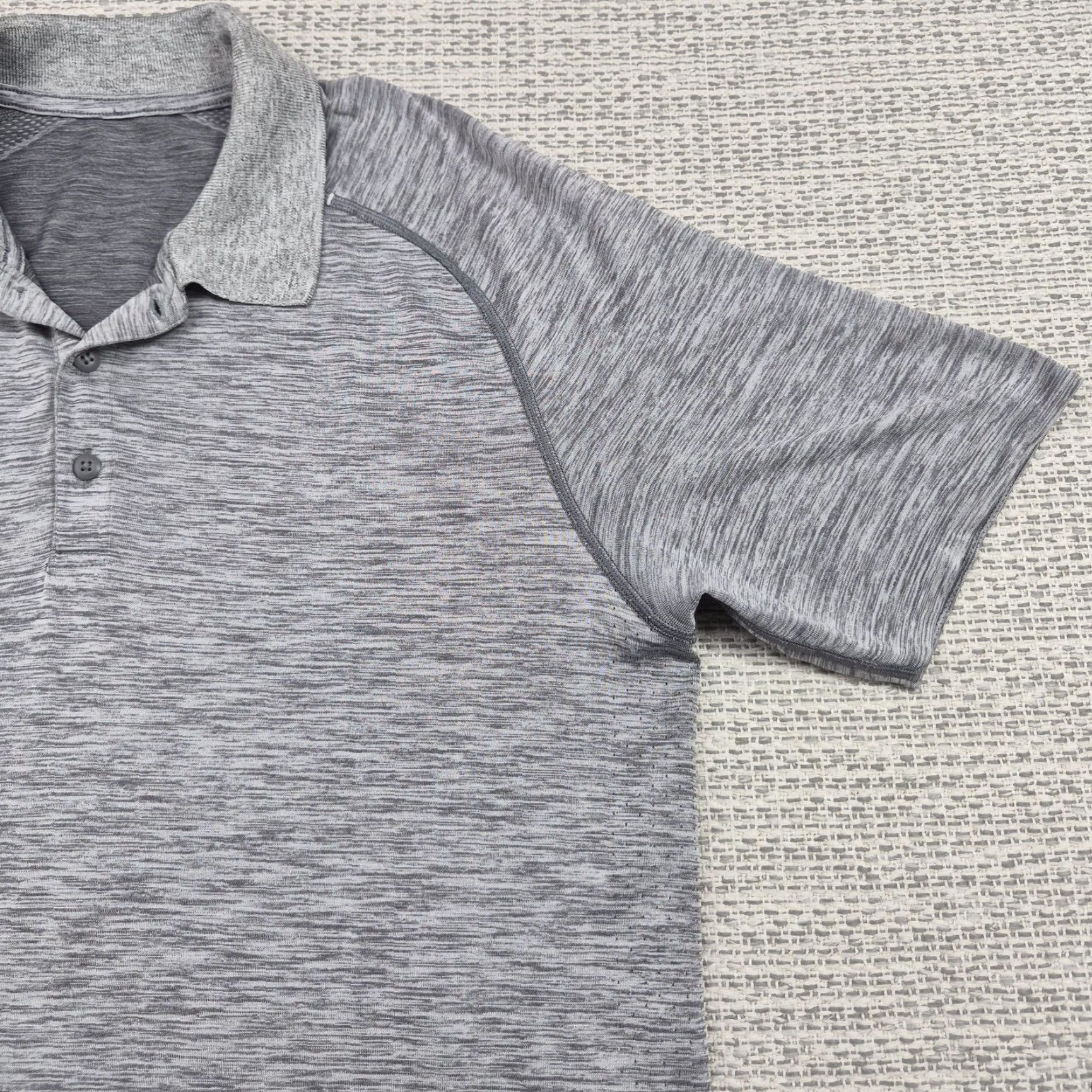 Lululemon Lululemon Polo Shirt Mens Large Gray Performance Quick Dry Stretch Golf Athletic Size US L / EU 52-54 / 3 - 2 Thumbnail