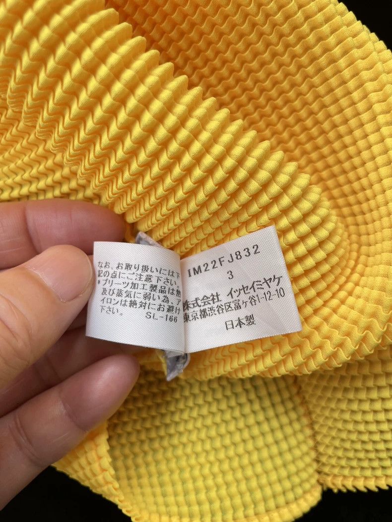 Issey Miyake Issey Miyake size:3 Yellow main line lace tassel top Size L / US 10 / IT 46 - 8 Thumbnail