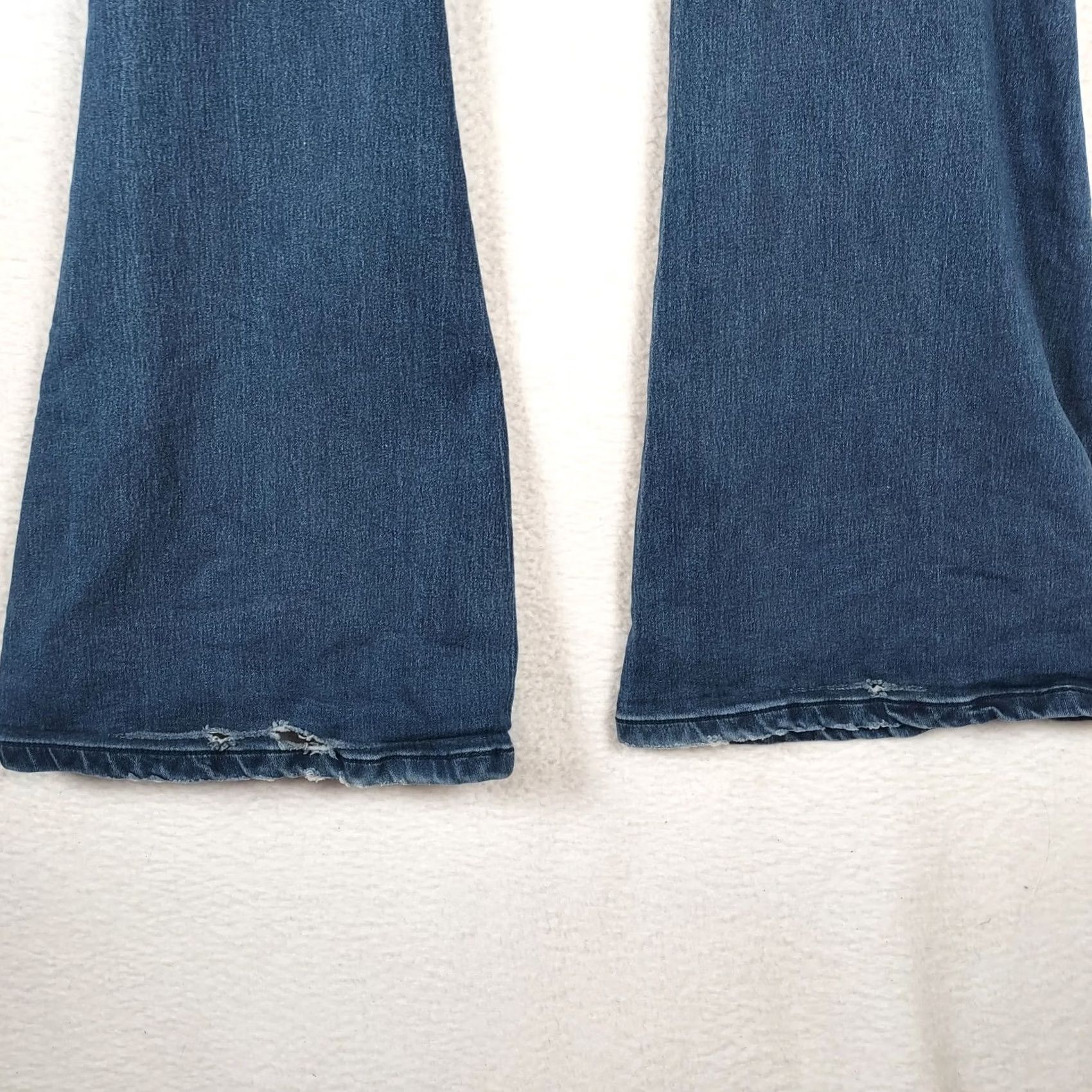 Free People VINTAGE? No — Free People Jeans Flared Women’s 26 Blue Denim Stretch Pull On 5-Pocket Festival Bohemian Shirt? Size 26" / US 2 / IT 38 - 4 Thumbnail