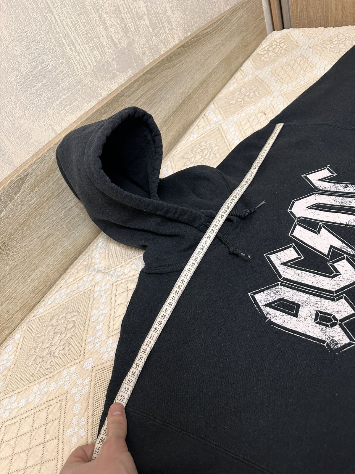Band Tees 🔥 ACDC Hells Bells Back In Black 1980 Album Rock Band Hoodie Size US L / EU 52-54 / 3 - 10 Thumbnail