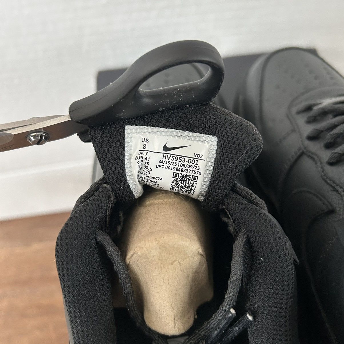 Nike Nike Air Force 1 GTX Vibram Triple Black Non-Slip M8/W9.5 Size US 8 / EU 41 - 5 Thumbnail