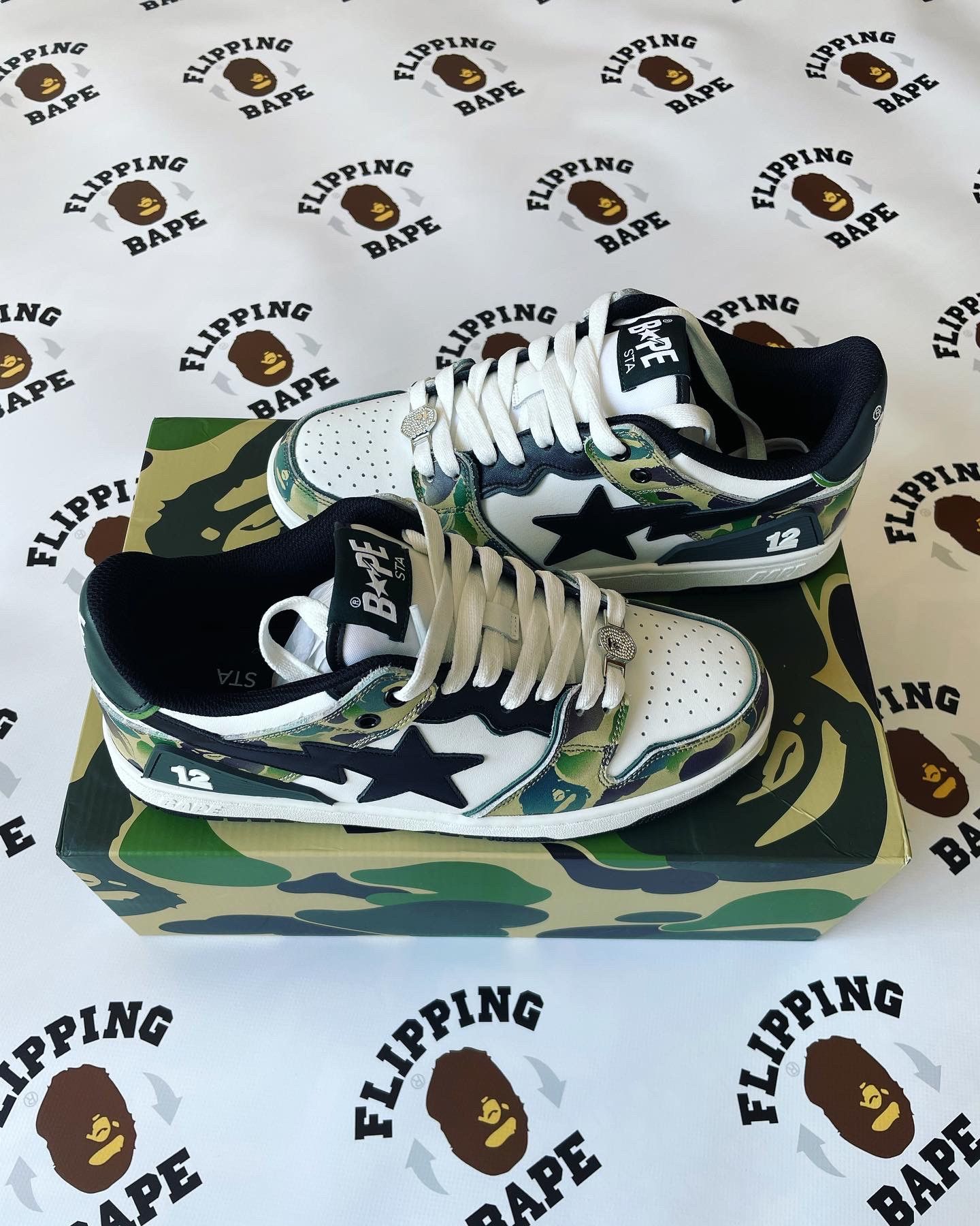 Bape BAPE CHINA 12th ANNIVERSARY SK8STA Size US 9 / EU 42 - 1 Thumbnail