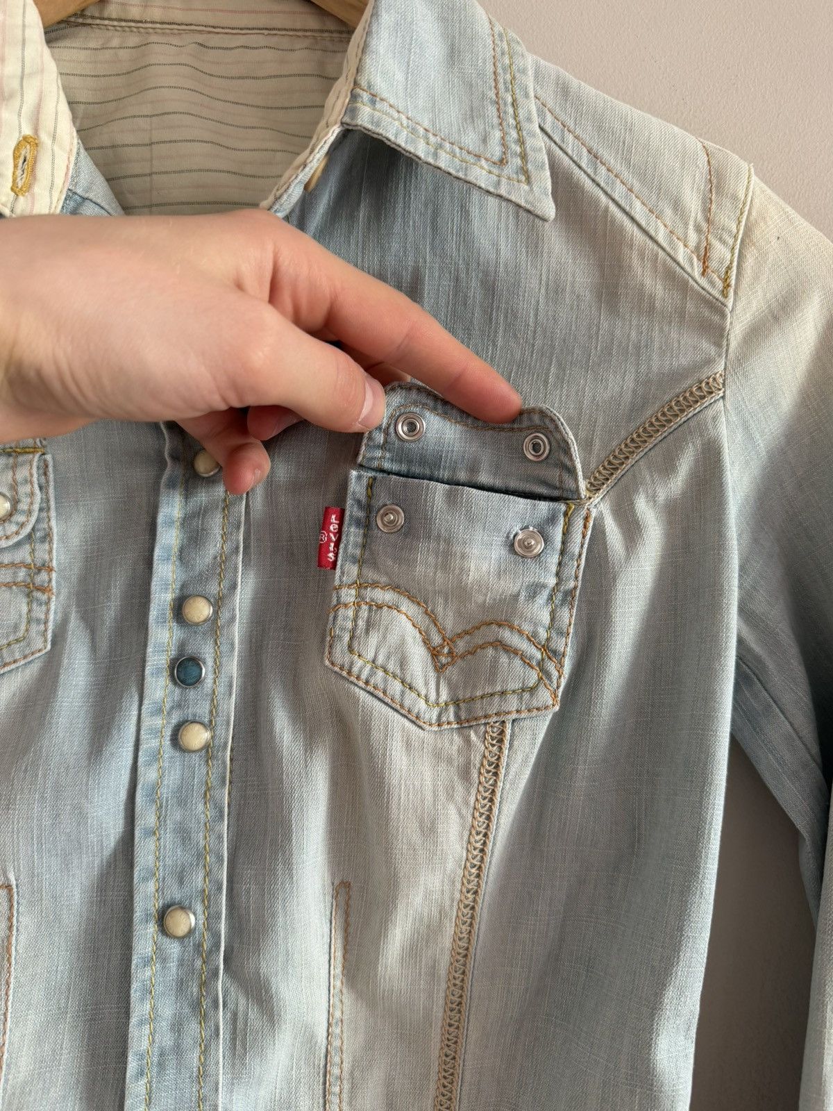 Levi's Levi’s Fitted Western Denim Shirt Size S / US 4 / IT 40 - 7 Thumbnail