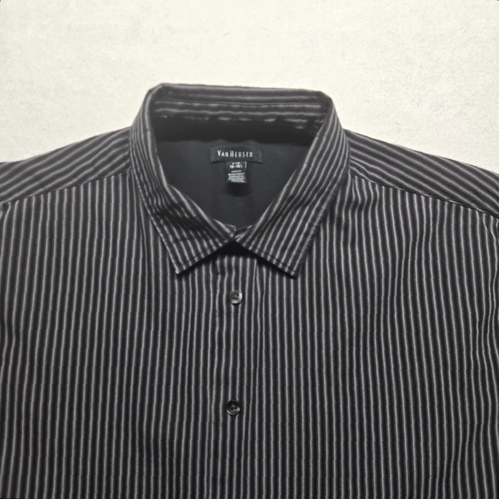 Van Heusen Van Heusen Shirt Men L Black Striped Button-Up Long Sleeve Collared 16 16.5 Cotton Casual Regular Vintage: No (But must avoid adding info) Size 42R - 2 Thumbnail
