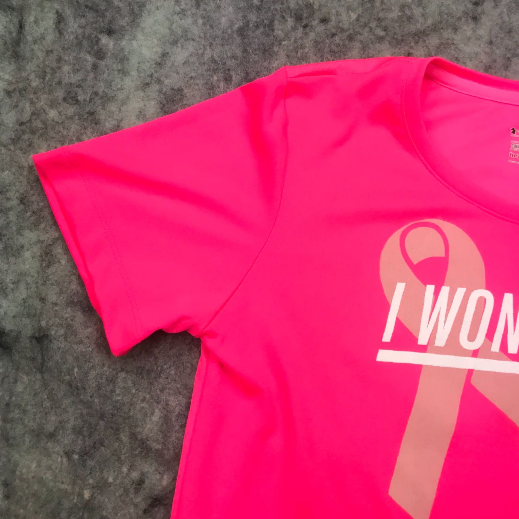 Under Armour Under Armour Womens HeatGear Shirt Top L Pink Breast Cancer Awareness Size L / US 10 / IT 46 - 4 Thumbnail