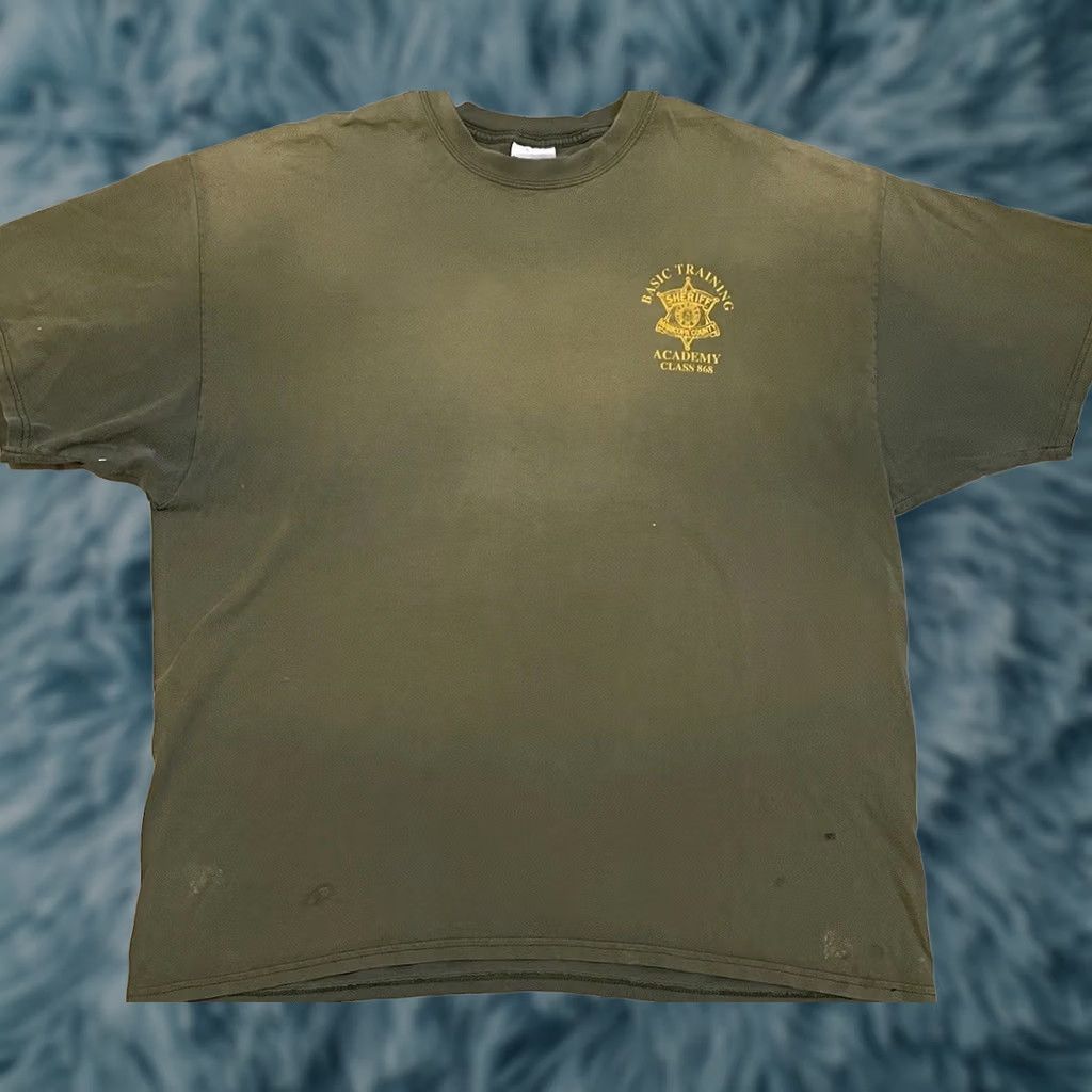 Vintage VINTAGE Maricopa County Sheriff Academy Faded Distress Shirt 3X Green 80s 90s College T-Shirt Mens Short Sleeve Crew Neck Graphic Tee Size US XXL / EU 58 / 5 - 1 Thumbnail