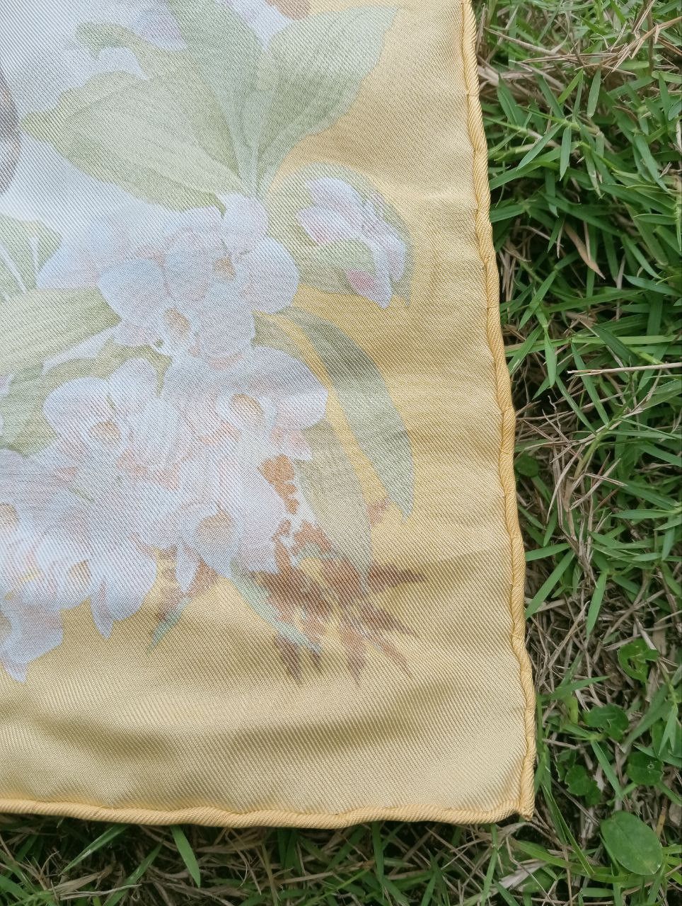 Salvatore Ferragamo VINTAGE SALVATORE FERRAGAMO MINI SILK SCARVES Size ONE SIZE - 7 Thumbnail