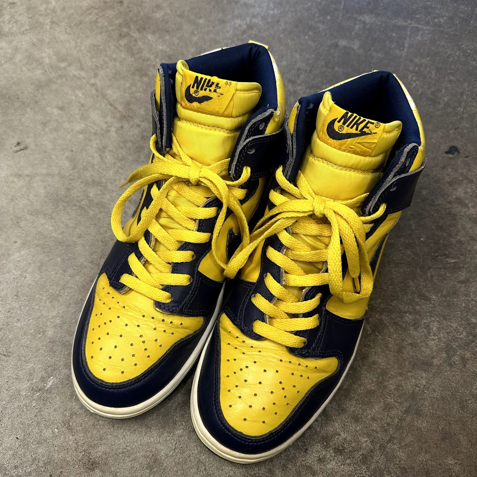 Nike 1999 Nike Dunk Hi 'Michigan' Size US 9 / EU 42 - 2 Thumbnail