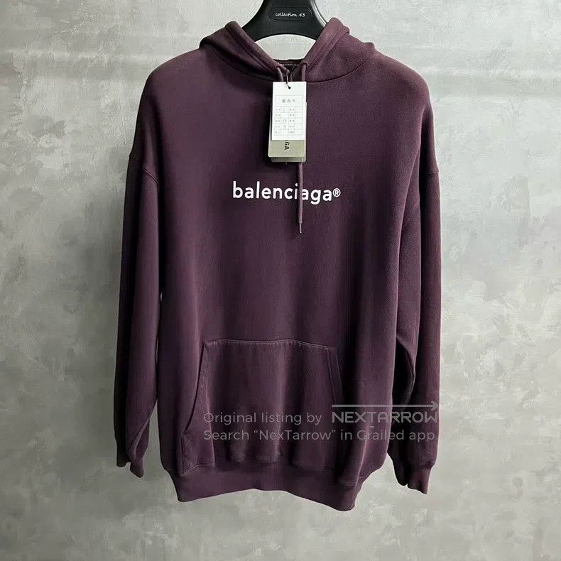 Balenciaga Balenciaga Purple Logo Medium Cut Hooded Sweatshirt Size US S / EU 44-46 / 1 - 1 Thumbnail