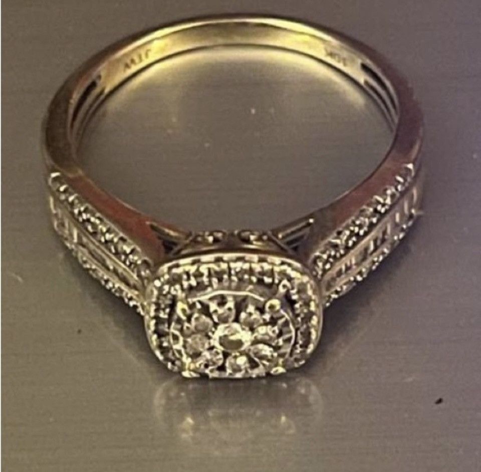 Other Gold Natural Diamond Ring Size ONE SIZE - 2 Thumbnail