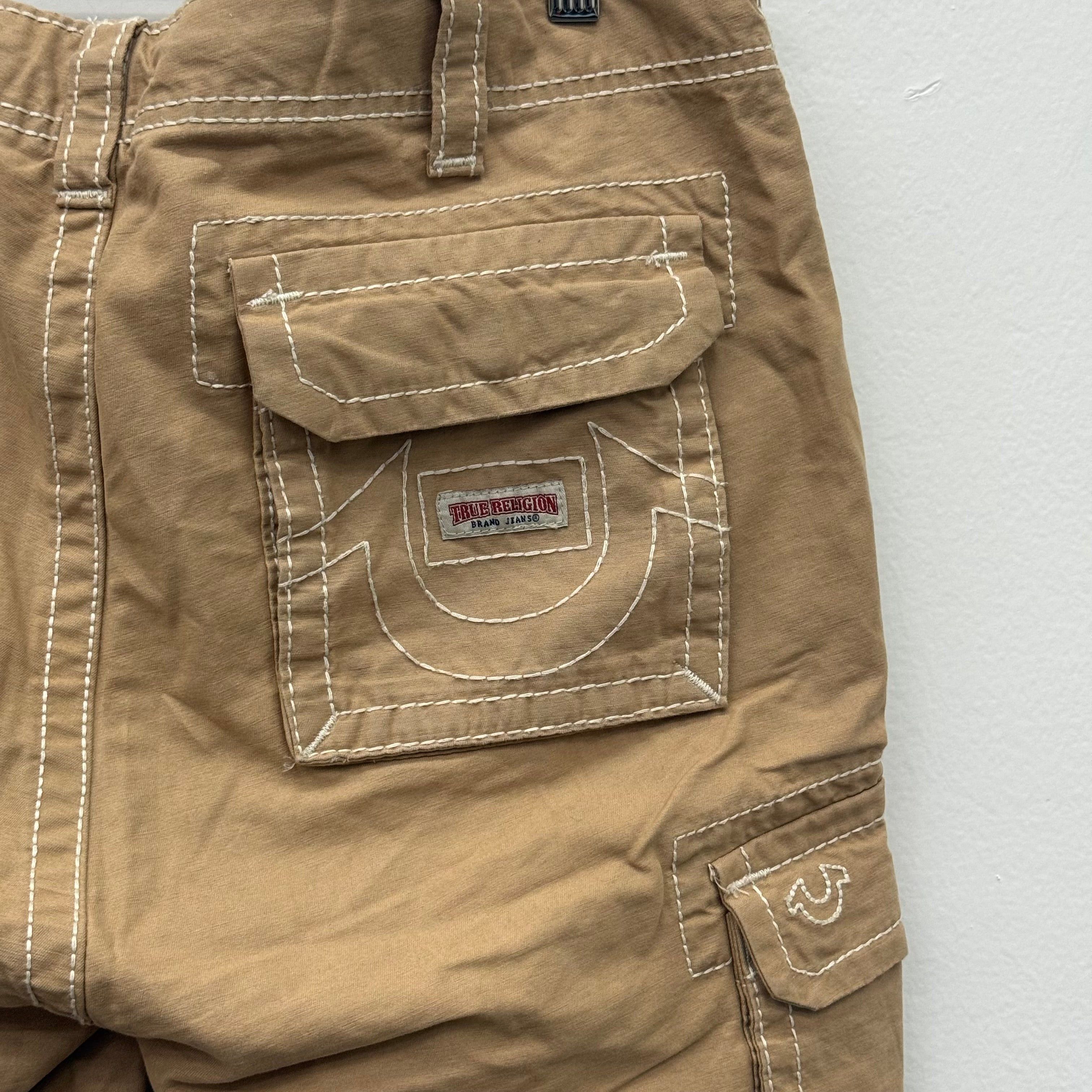 True Religion True Religion Cargo Khaki Shorts - Size 30 Size US 30 / EU 46 - 4 Thumbnail