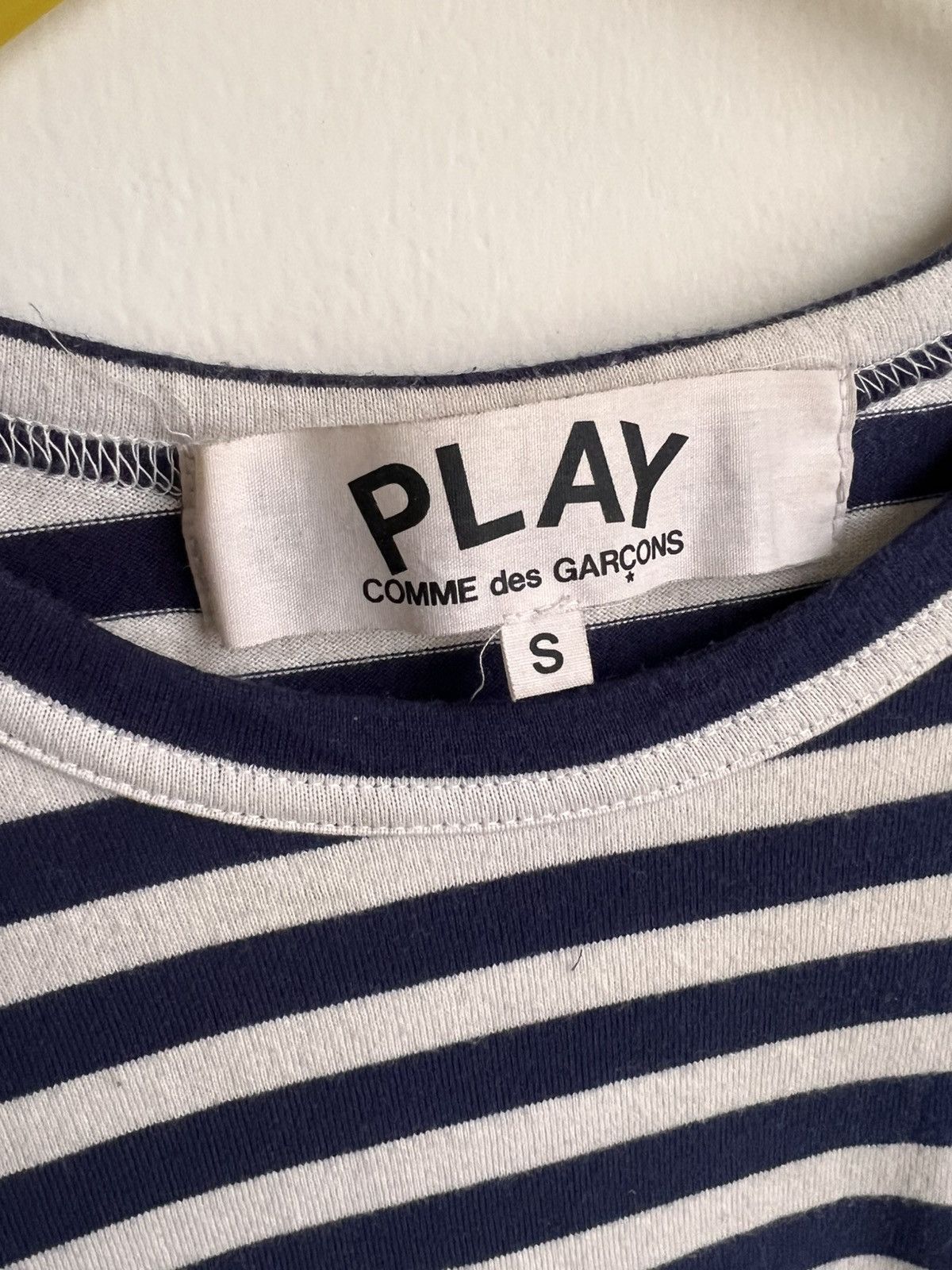 Comme des Garcons Comme des Carçons PLAY (Mini Heart Long Sleeve T-Shirt) Size US S / EU 44-46 / 1 - 2 Thumbnail