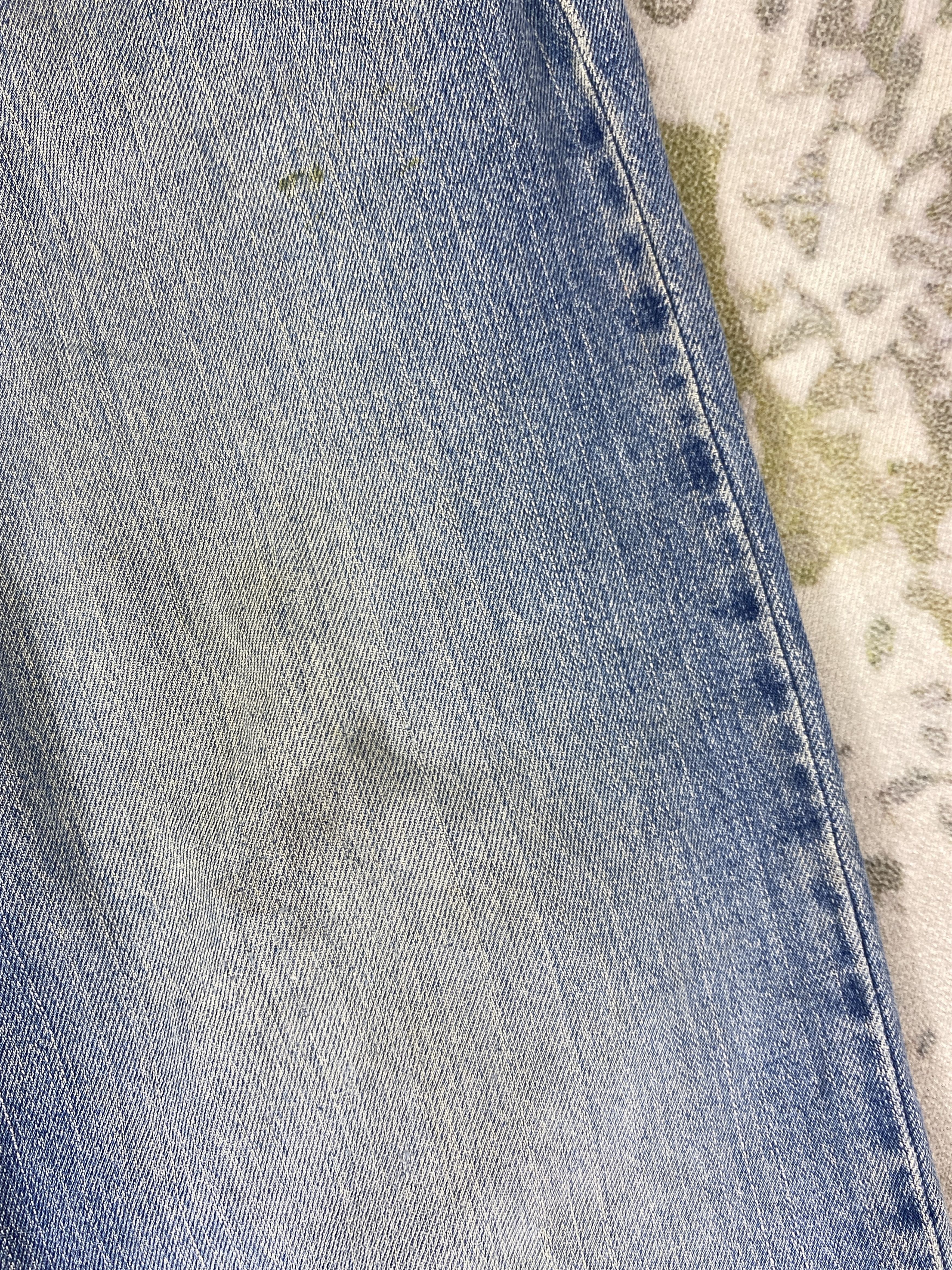 Levi's Vintage Levi's 559 Relaxed Distressed Denim 42x32 -JN707 Size US 42 / EU 58 - 15 Thumbnail