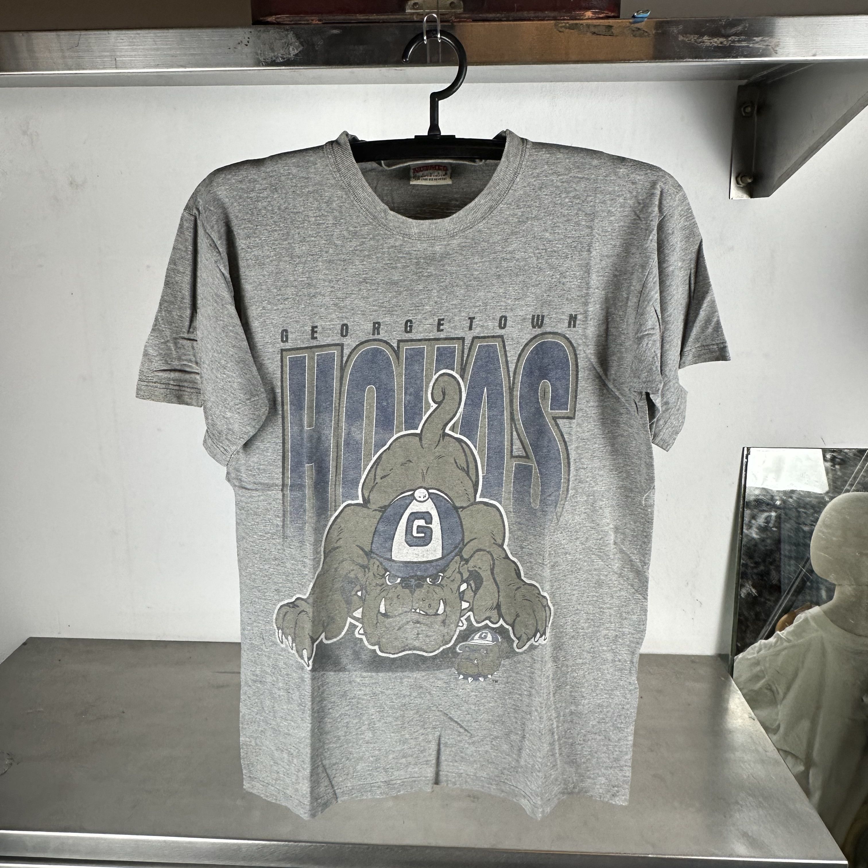 Vintage 90s Georgetown Hoyas Bulldog NCAA Nutmeg Graphic T-Shirt Size US M / EU 48-50 / 2 - 1 Thumbnail