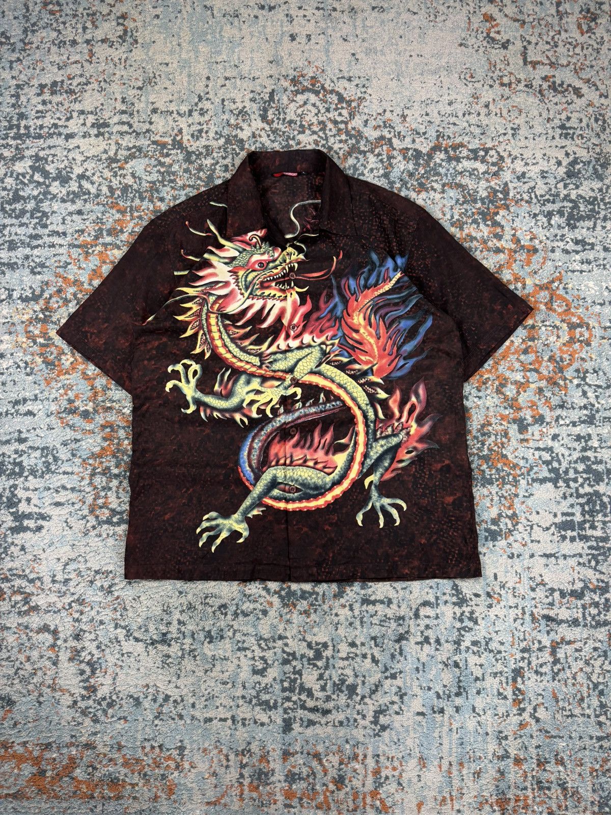 Vintage Vintage 90s Dragon graphic all over print short sleeve shirt Size US XL / EU 56 / 4 - 1 Thumbnail