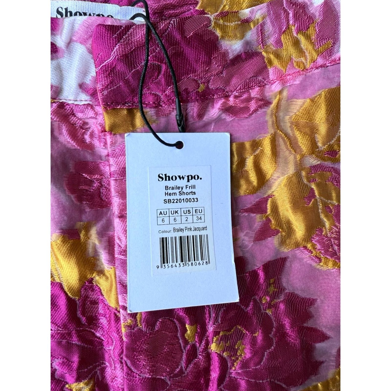 Vintage VINTAGE? No — Showpo Brailey Shorts Women's Size 2 Pink Jacquard Floral Frill Hem Casual Walking Jacquad Cotton Size 26" / US 2 / IT 38 - 4 Thumbnail