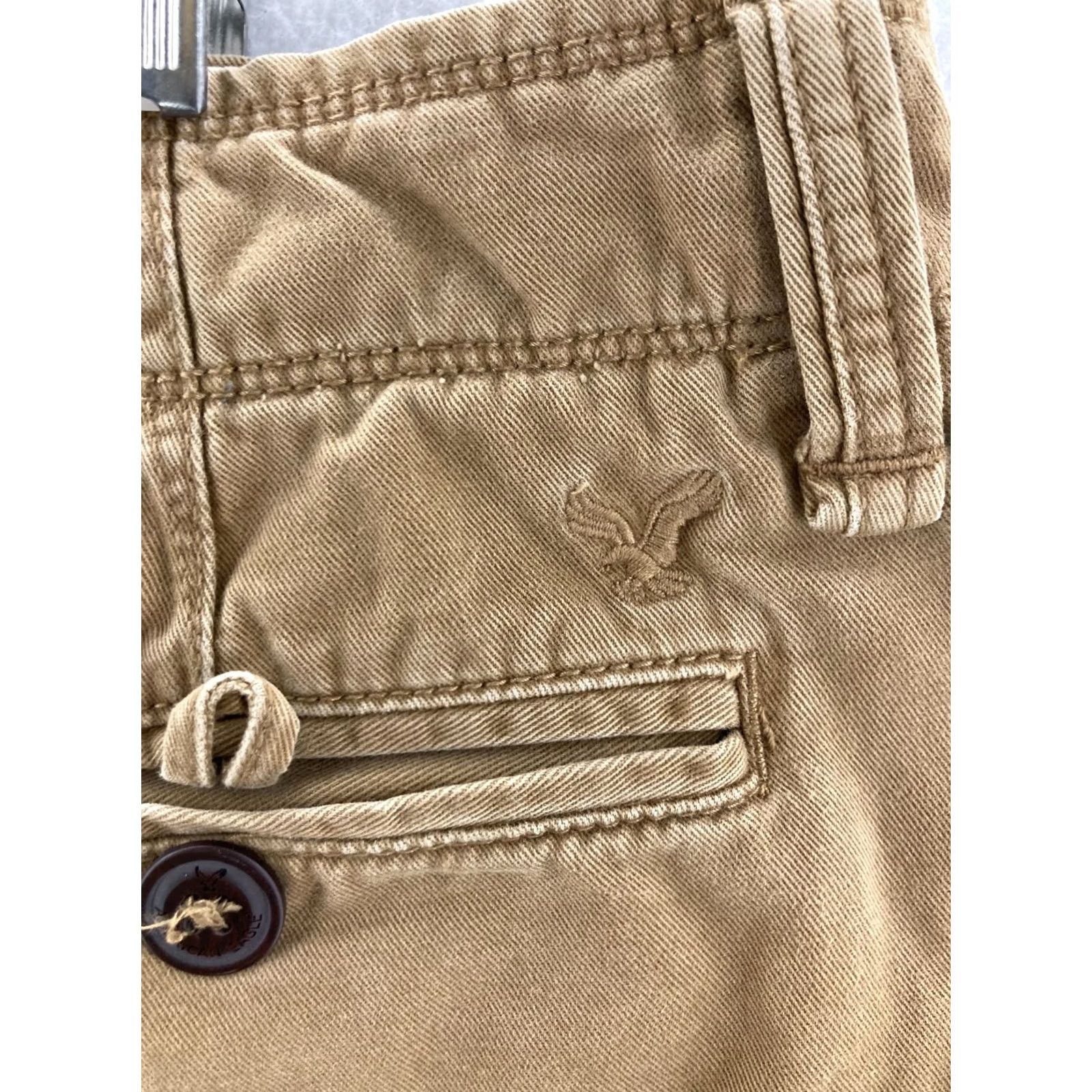 American Eagle Outfitters American Eagle Outfitters Shorts Mens 32 Beige Canvas Chino Basic Pocket Logo Modern Preppy 90s Mens Size US 32 / EU 48 - 7 Thumbnail