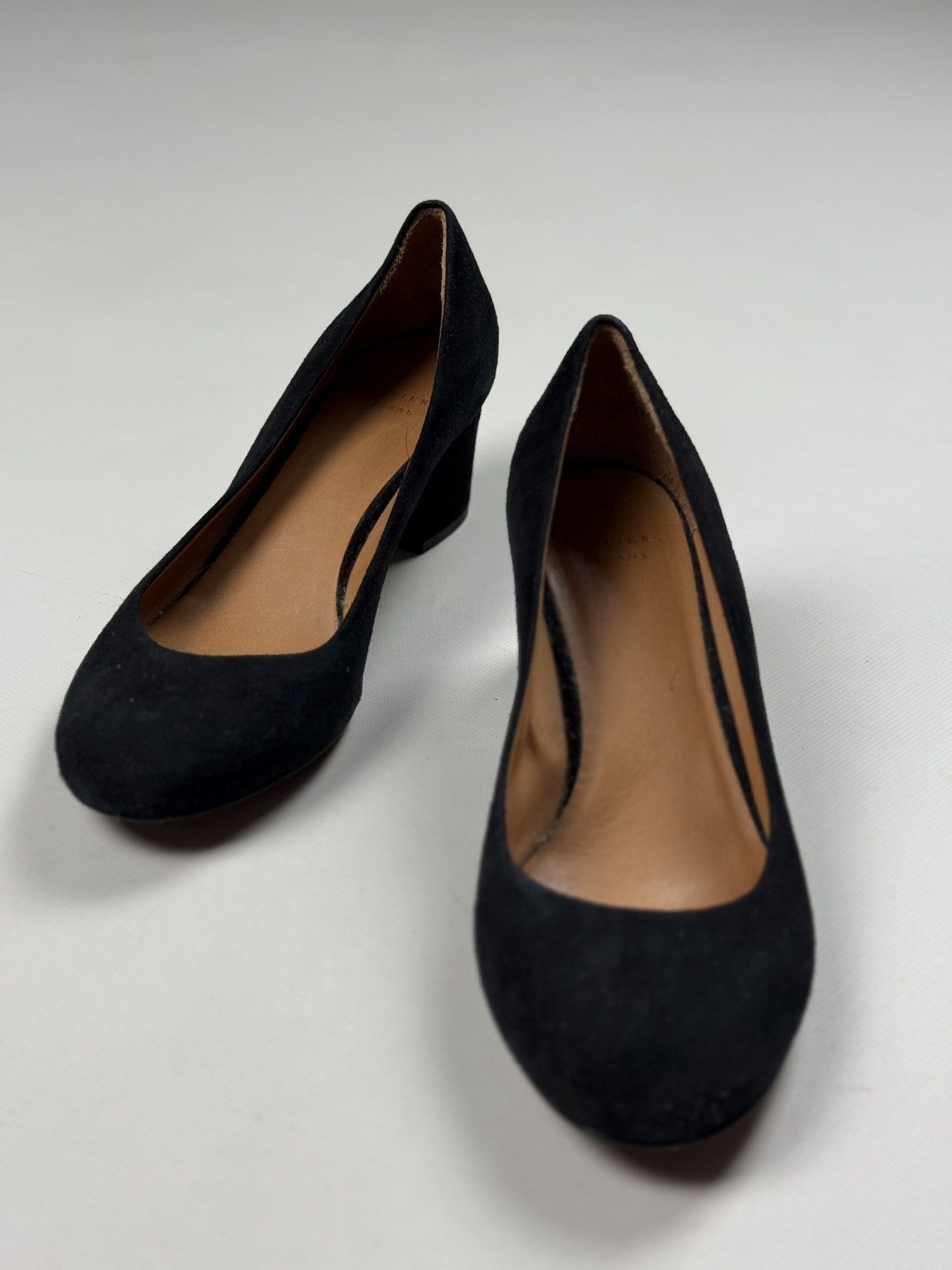 Sezane Les Souliers Sezane Ladies Suede Pump Block Heels Shoes Size US 7 / IT 37 - 12 Thumbnail
