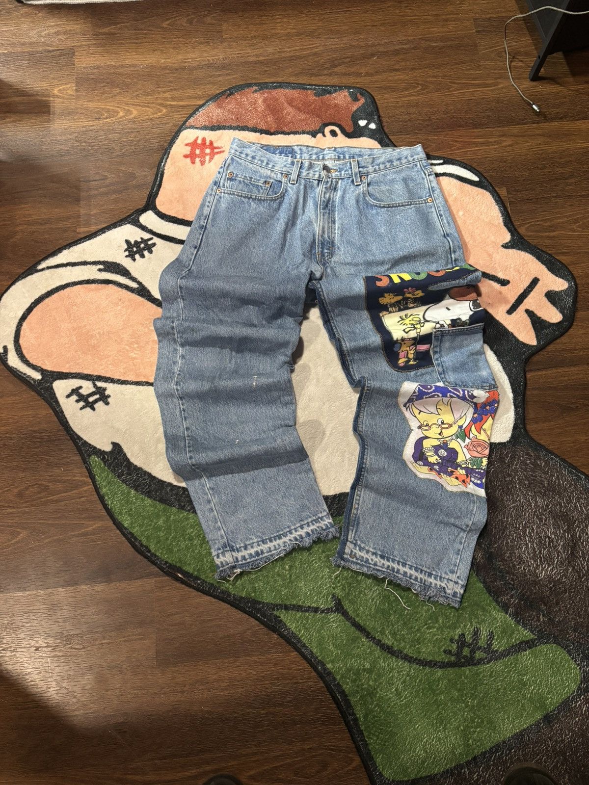 Levi's Vintage Clothing Customized vintage denim jeans with patchwork Disney themed Size US 34 / EU 50 - 2 Thumbnail