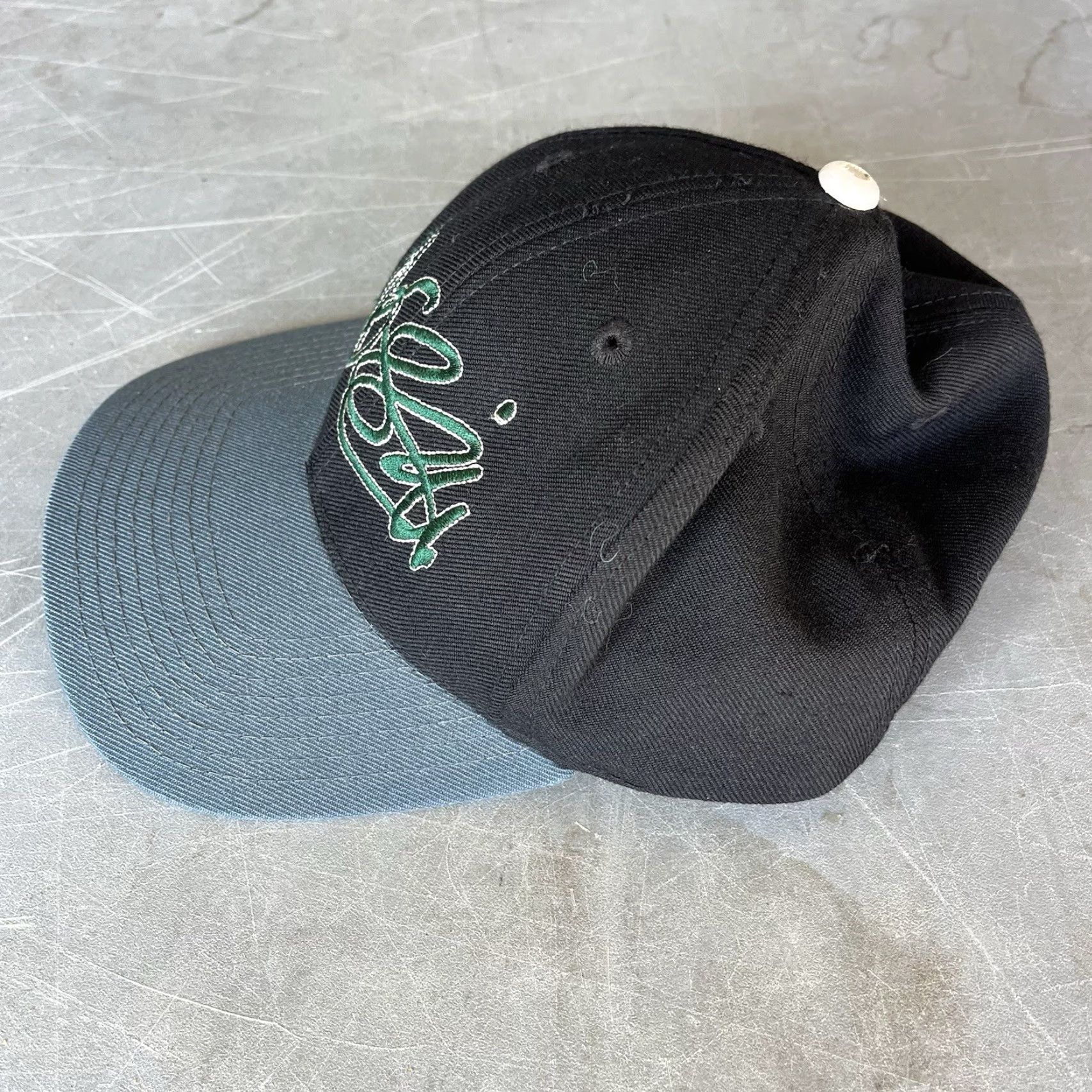 Mossimo VINTAGE Mossimo Embroidered Snapback Baseball Hat Cap Green Surf Skate Hat Size ONE SIZE - 2 Thumbnail