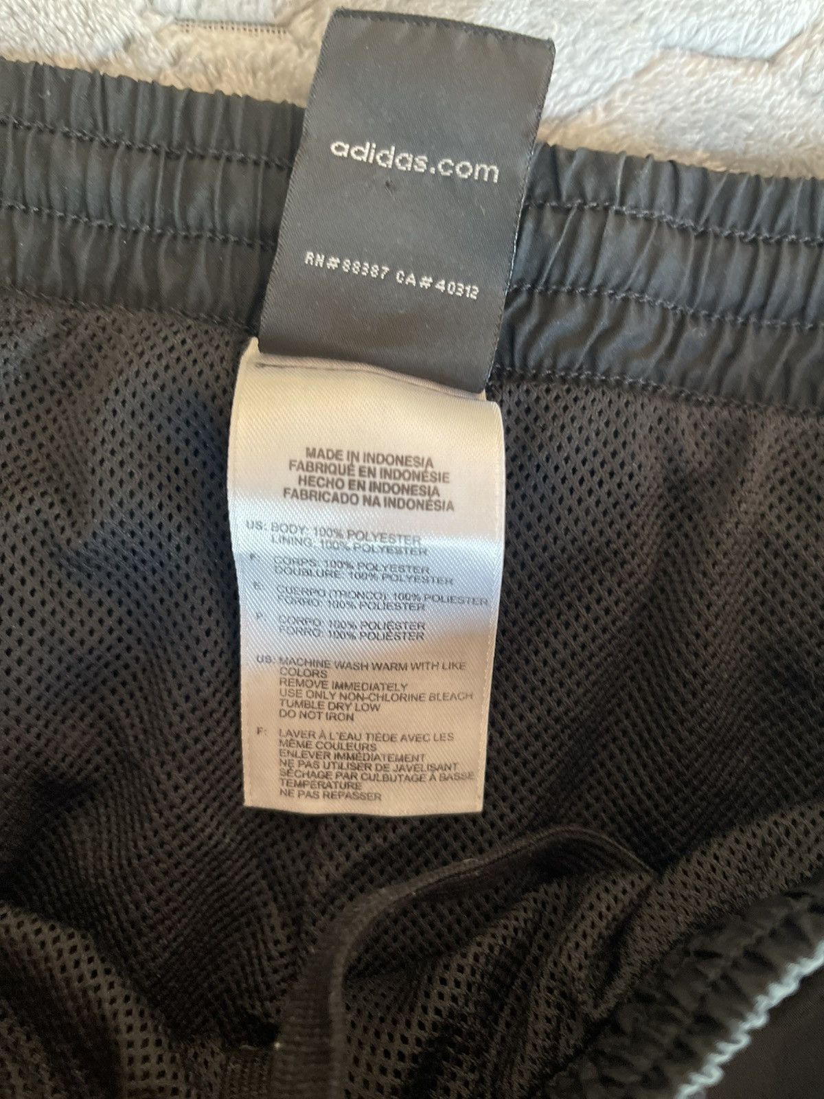 Adidas 90’s Vintage Adidas Track Pants Black Size US 39 - 2 Thumbnail