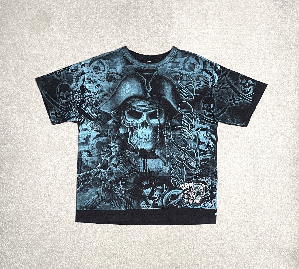 Vintage Vintage Black Blue Fullprint T-Shirt Tee Pirates Skeletones Size US L / EU 52-54 / 3 - 1 Thumbnail