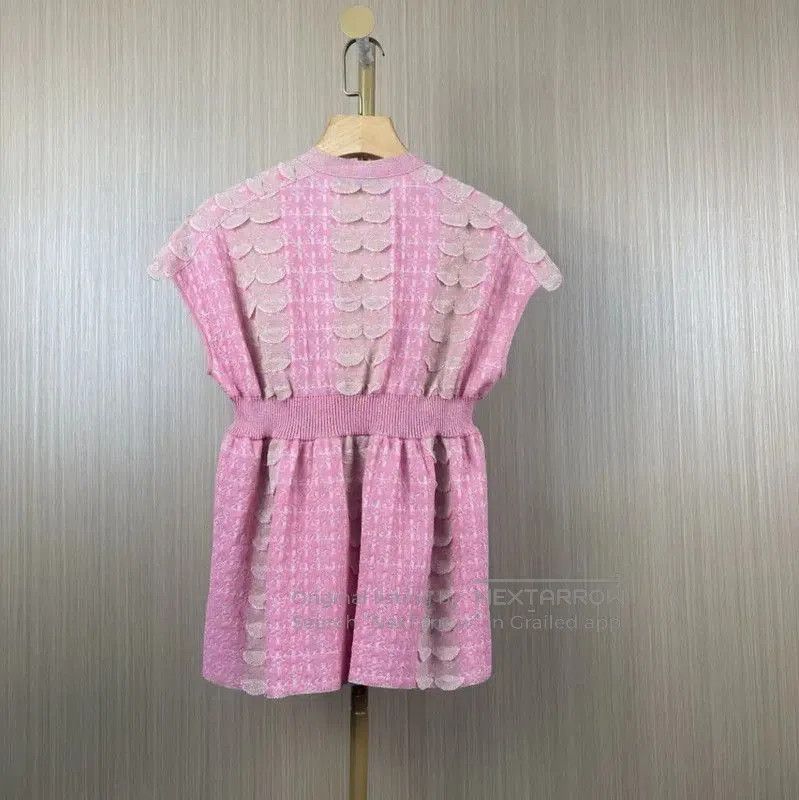 Chanel Chanel Pink Polyester Women's Cardigan . Size L / US 10 / IT 46 - 2 Thumbnail